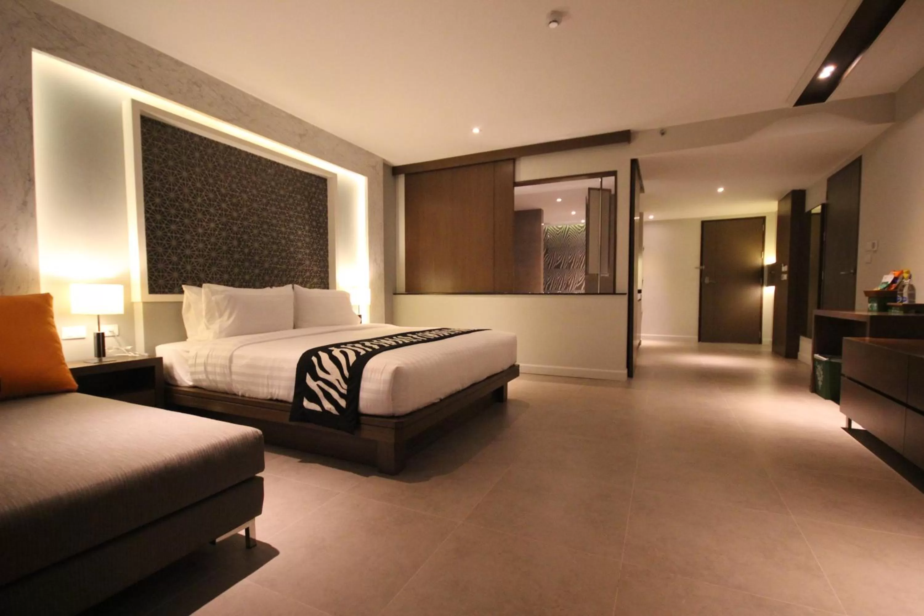 Bed in Season Five Hotel