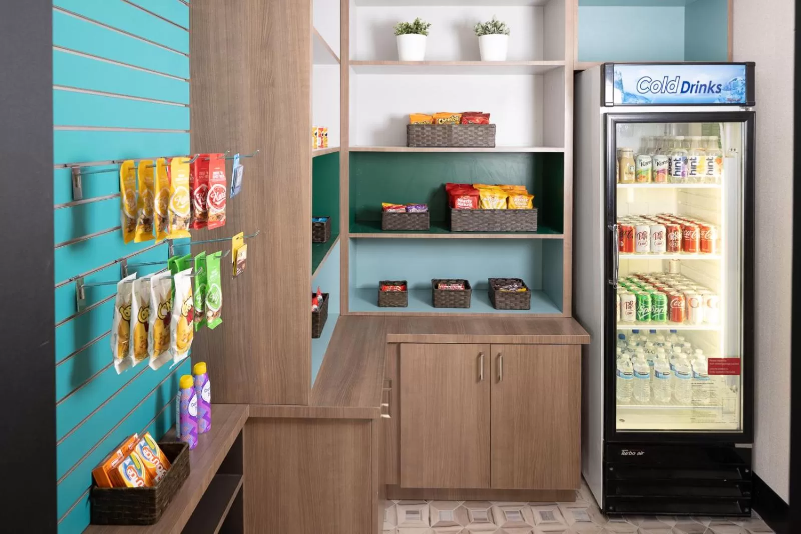 Area and facilities in Holiday Inn Santa Ana-Orange County Airport by IHG