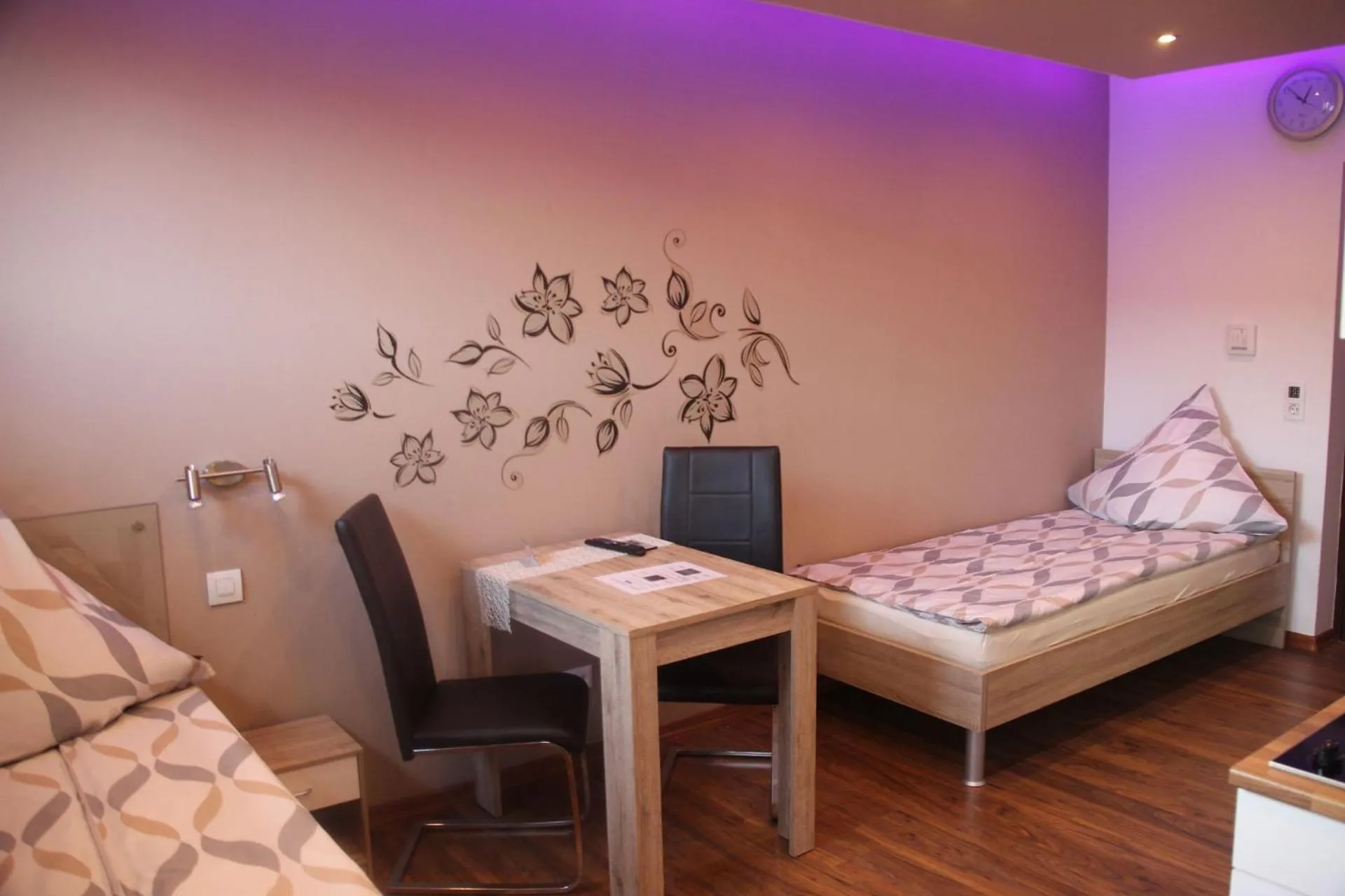 Bed in Apartmenthaus Wertheim