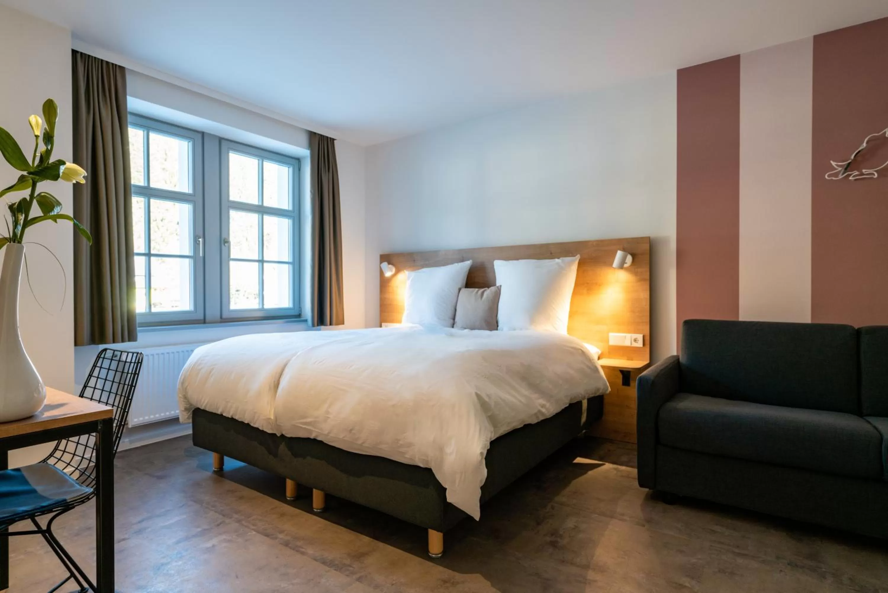 Photo of the whole room, Bed in coucou hotel & kuckucks-stube (Titisee)