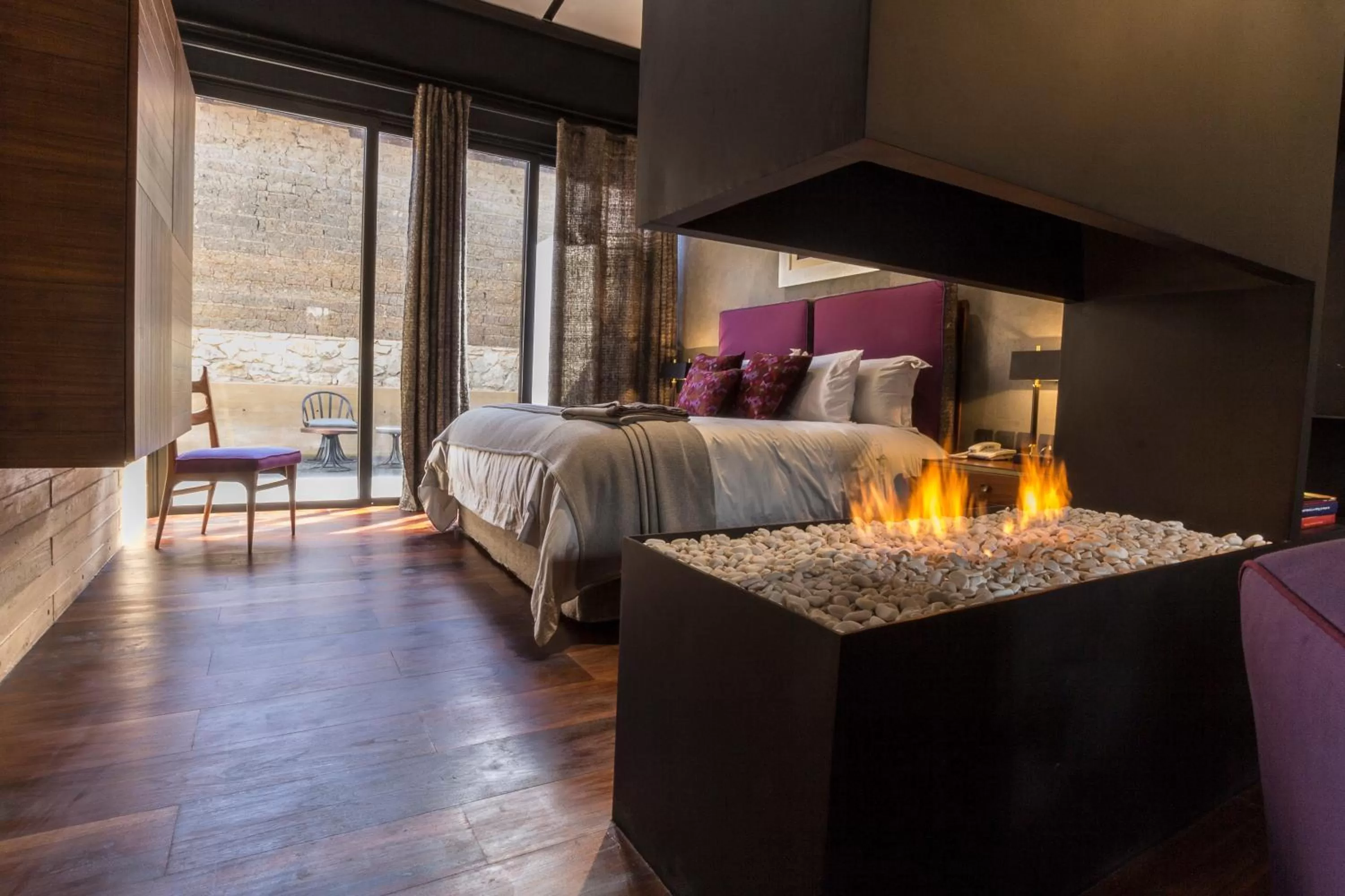 Bed in Uvence Arte + Hotel