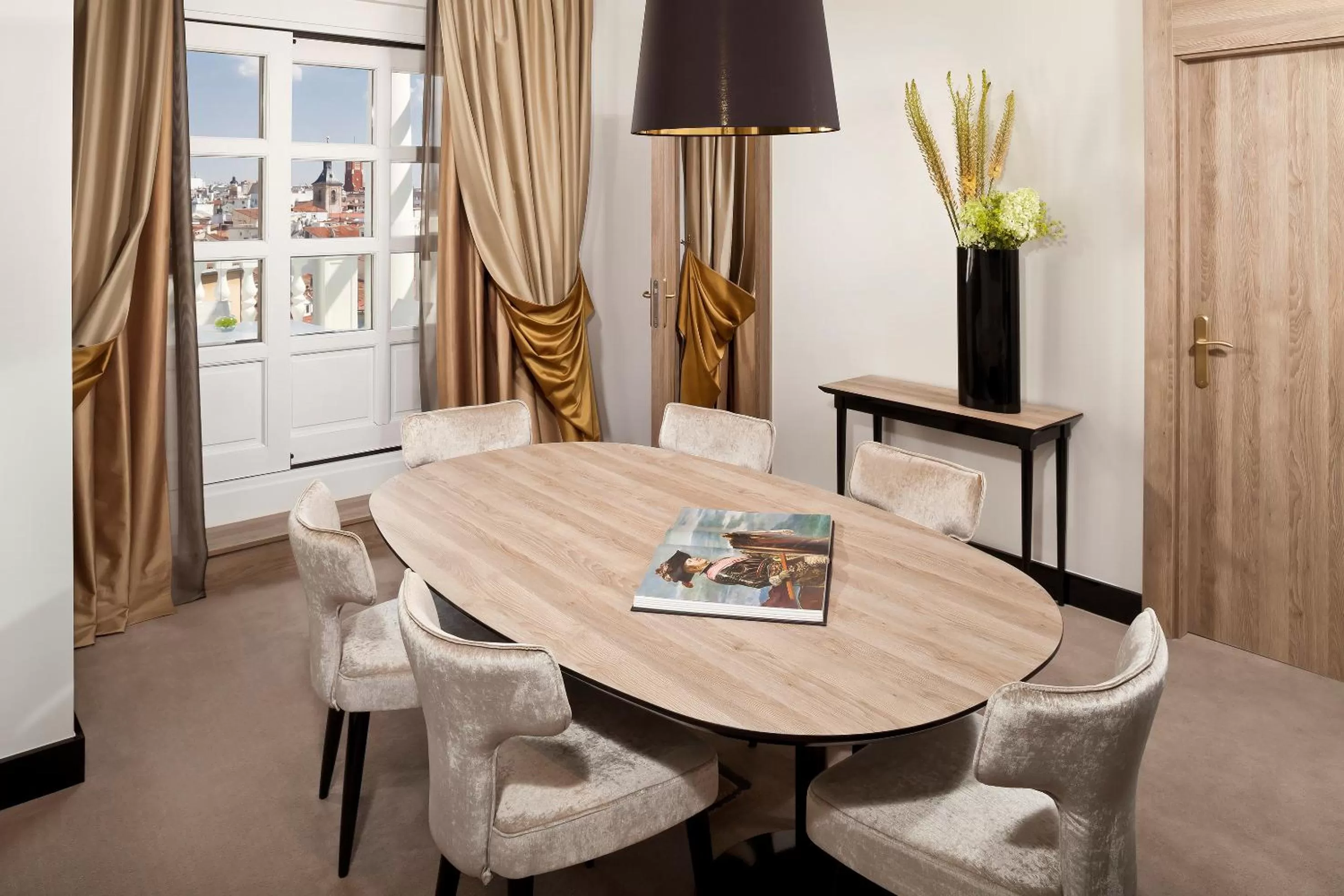 Seating area in Palacio de los Duques Gran Meliá - The Leading Hotels of the World