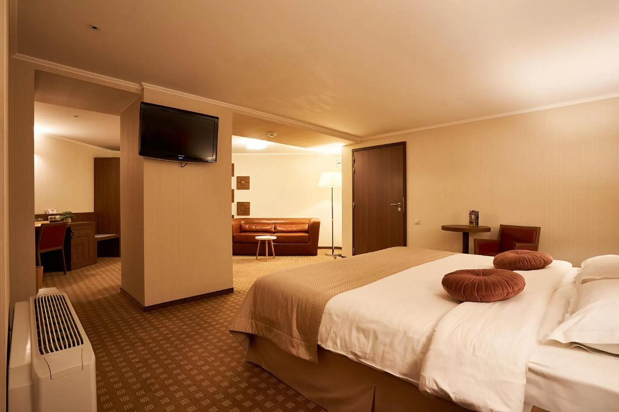 TV and multimedia, Bed in Petrodava ONE