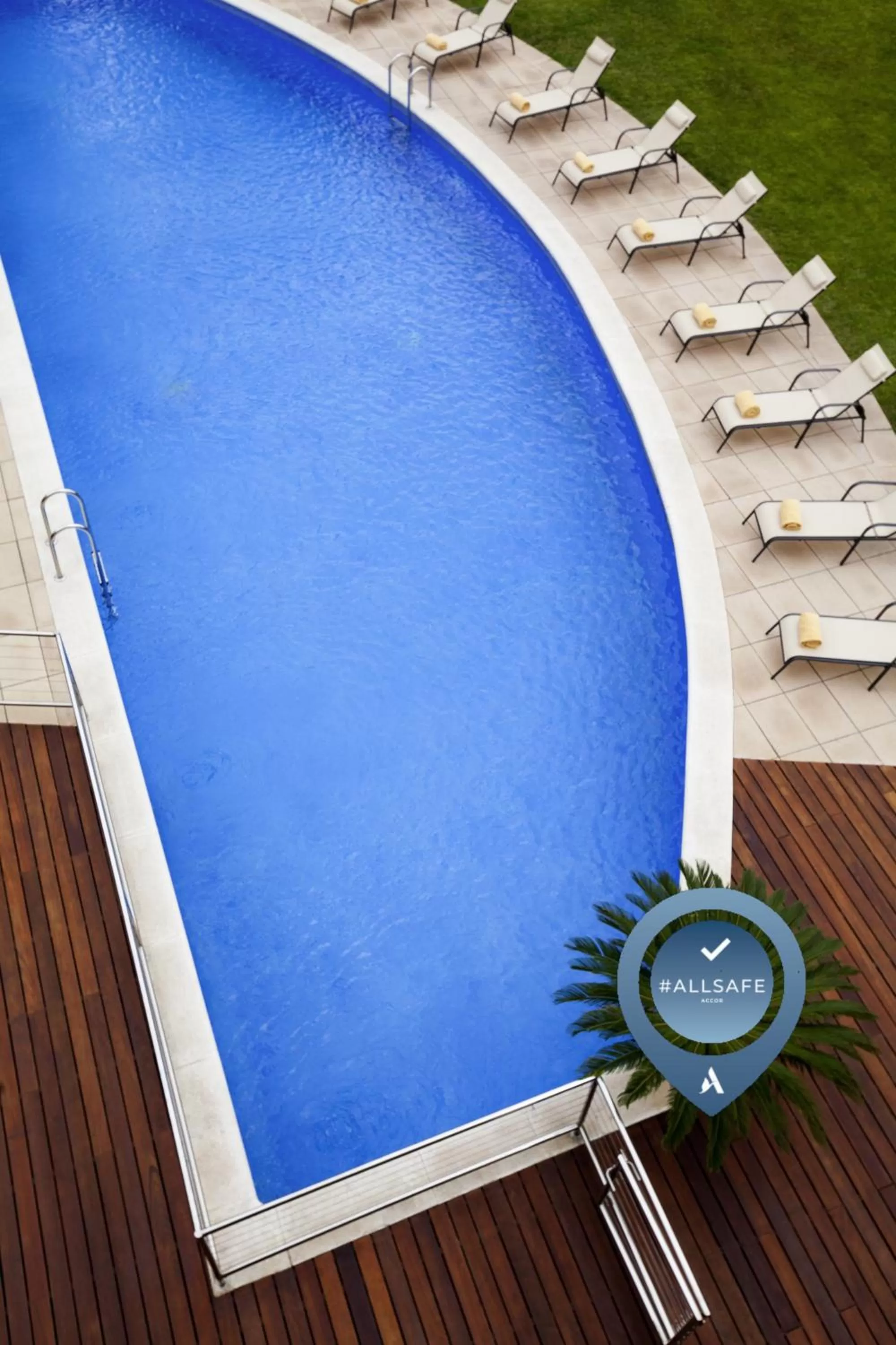 Restaurant/places to eat in Novotel Barcelona Cornellà