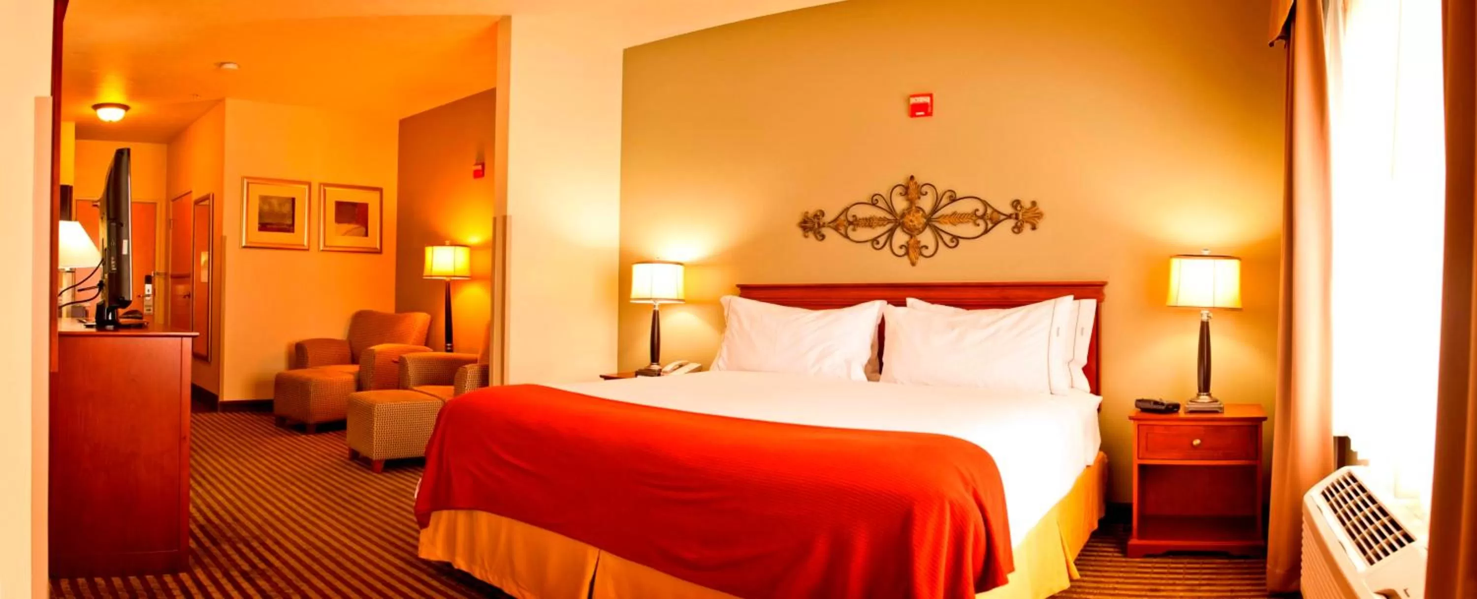 Photo of the whole room, Bed in Holiday Inn Express Walla Walla by IHG