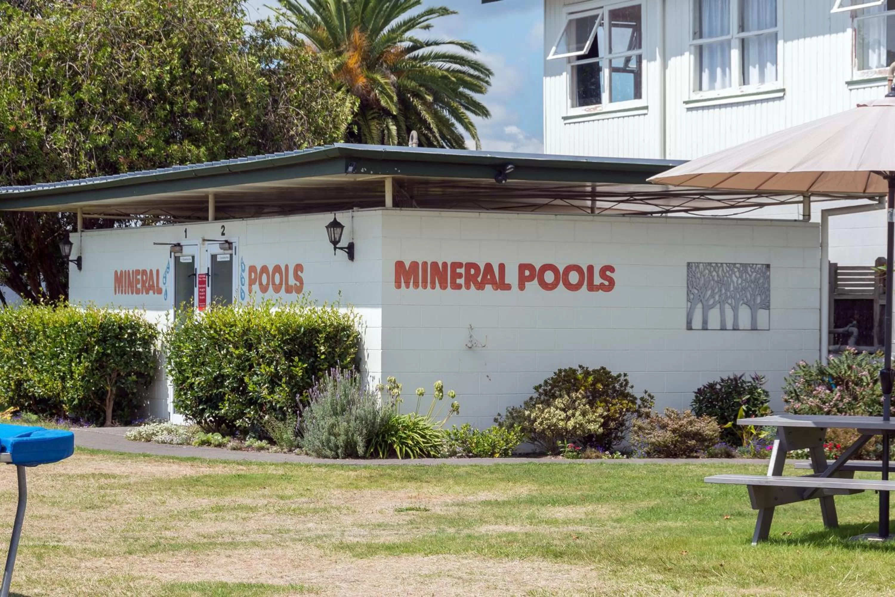 Hot Tub in ASURE Cleveland Rotorua