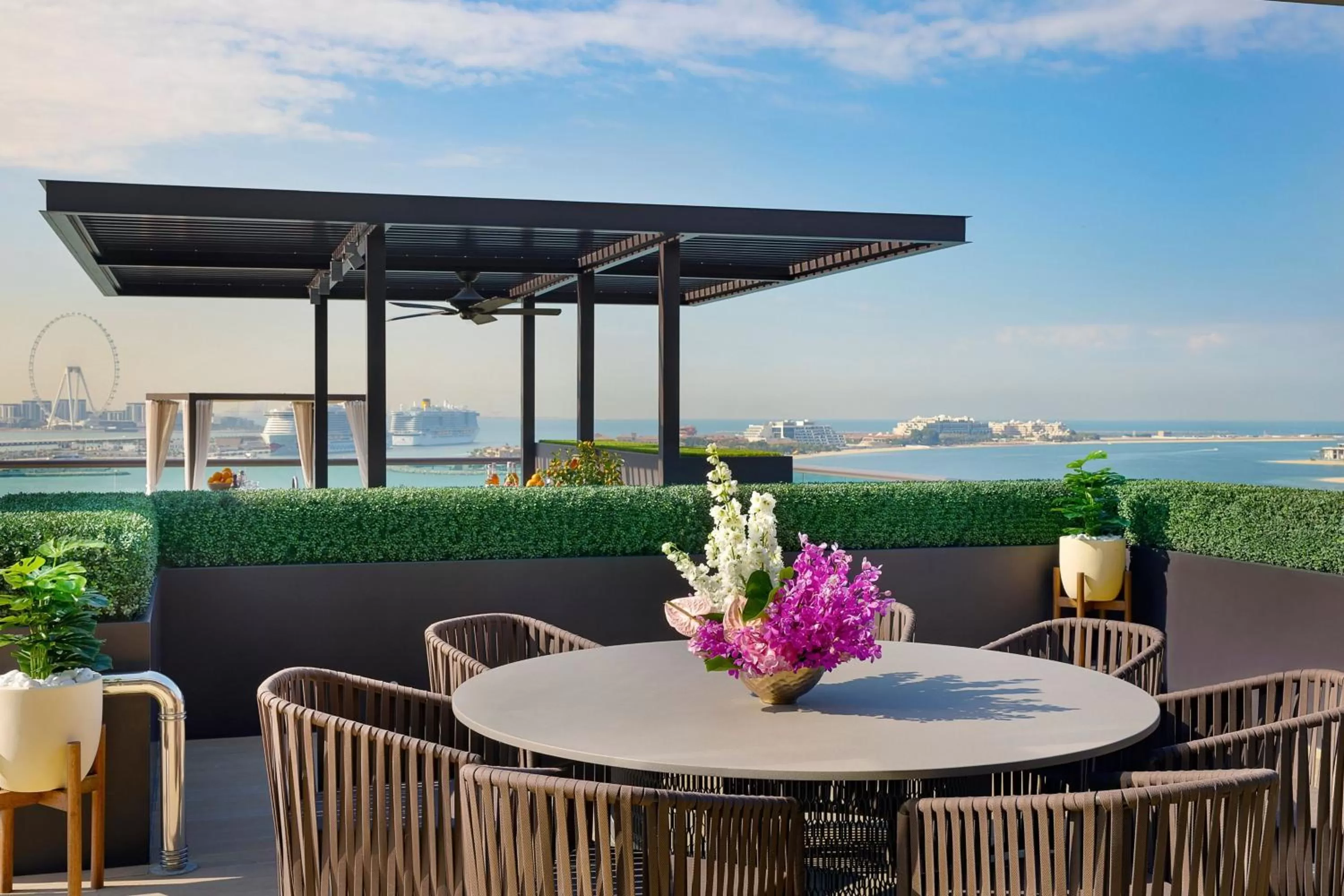 Photo of the whole room in Marriott Resort Palm Jumeirah, Dubai