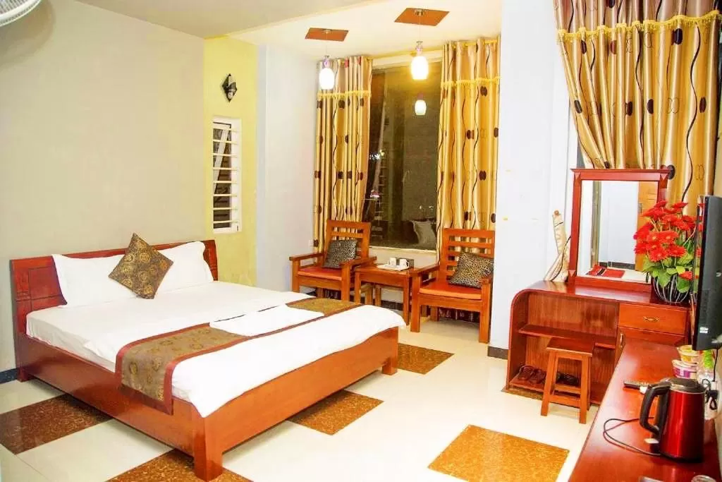 Khách Sạn Hoàng Gia 2 Lào Cai