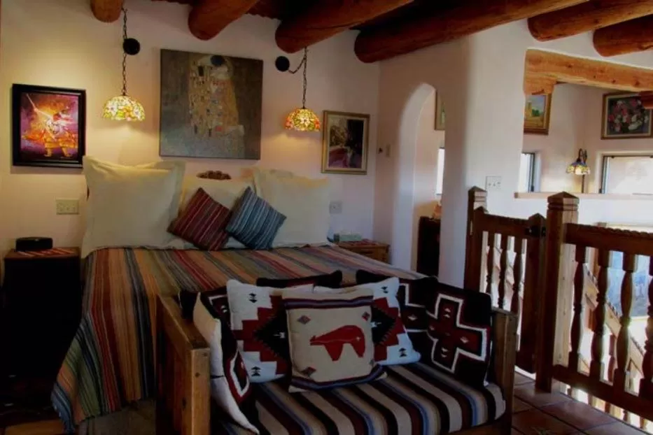 La Dona Luz Inn an Historic B&B