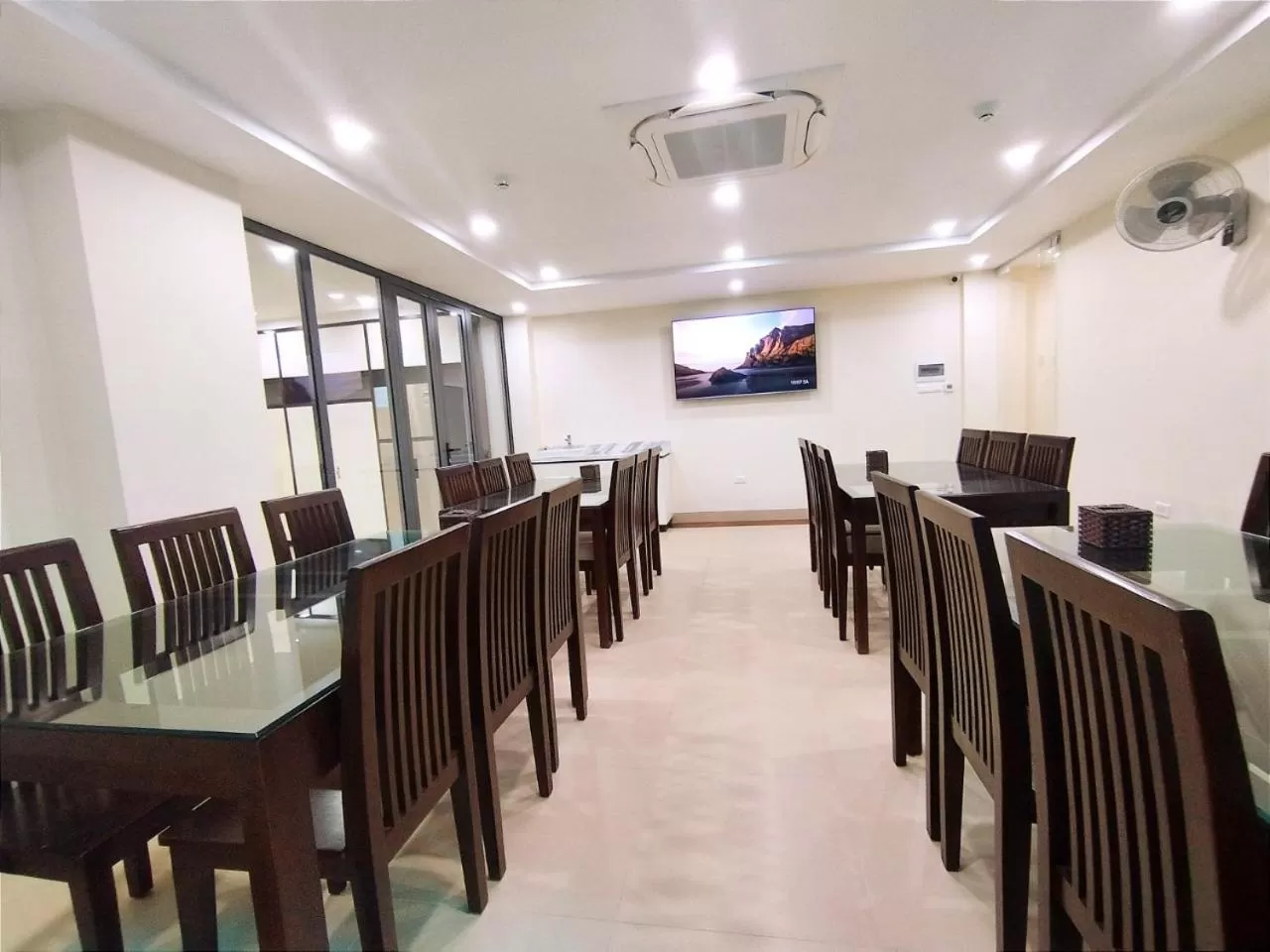 Seating area in Hanvet Hotel Ha Noi