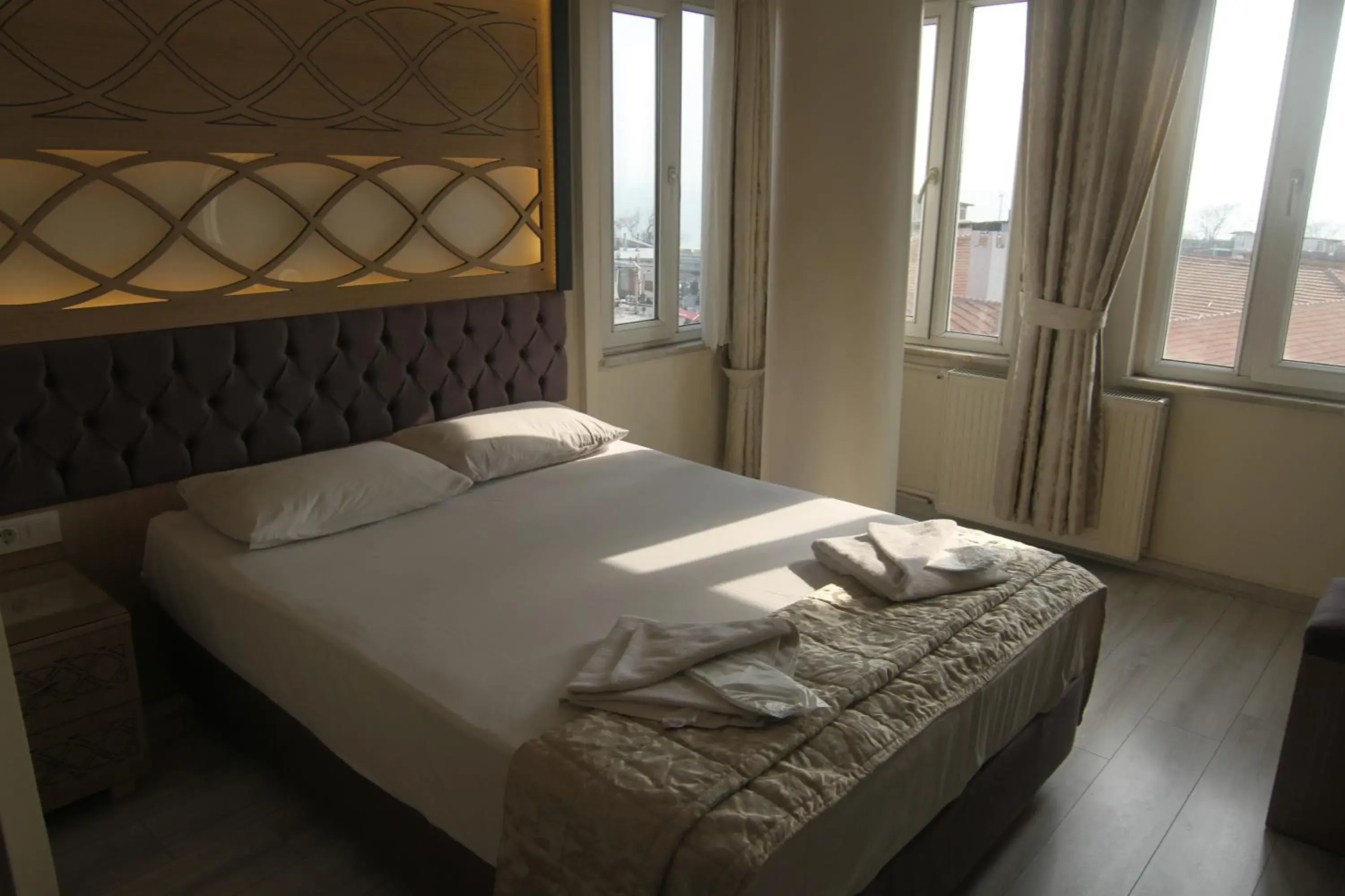 Classic Double Room with Sea View in Grand Liza Hotel Classic Double Room with Sea View in Grand Liza Hotel