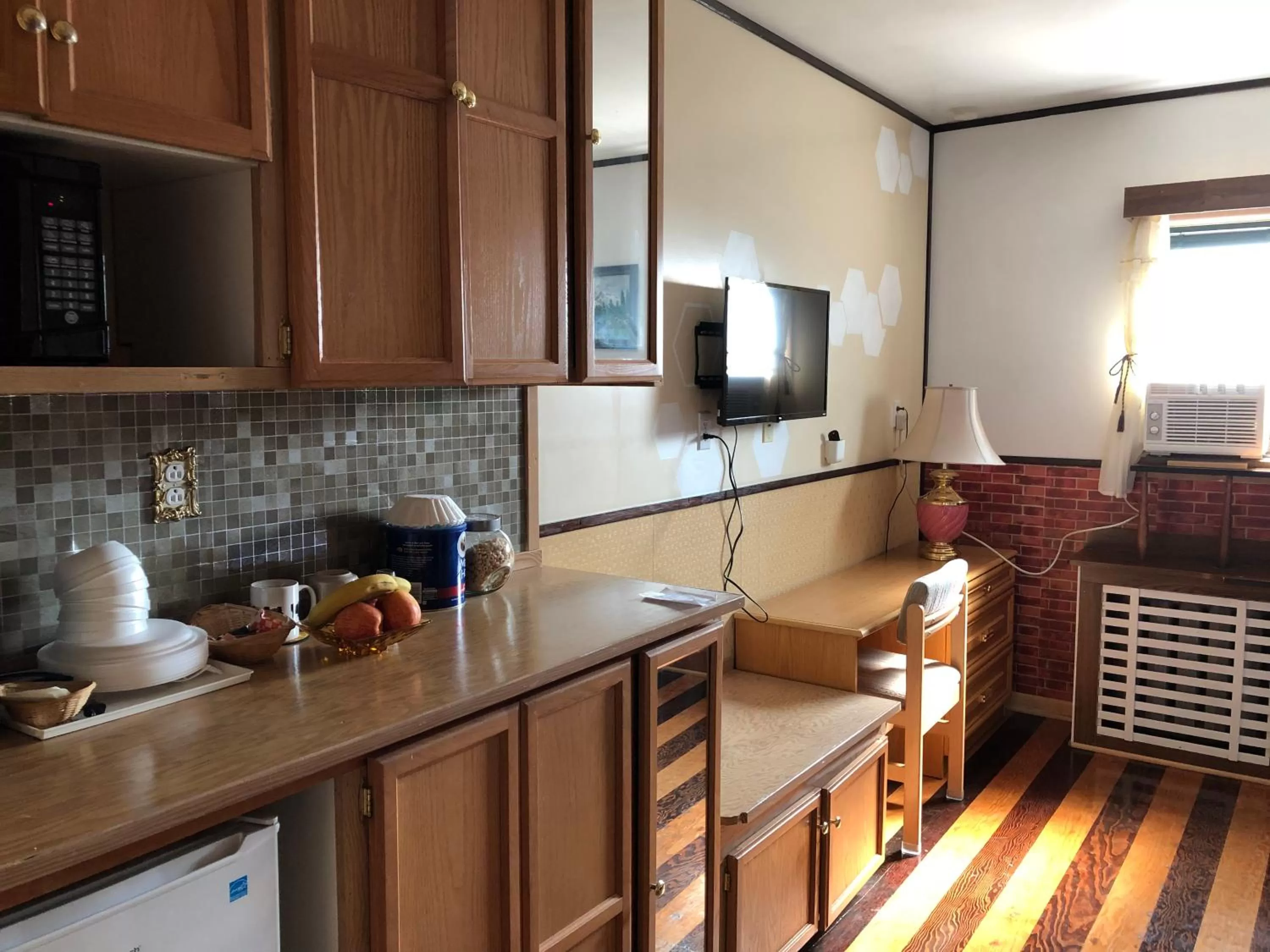 Kitchen/Kitchenette in Heritage Place Hotel