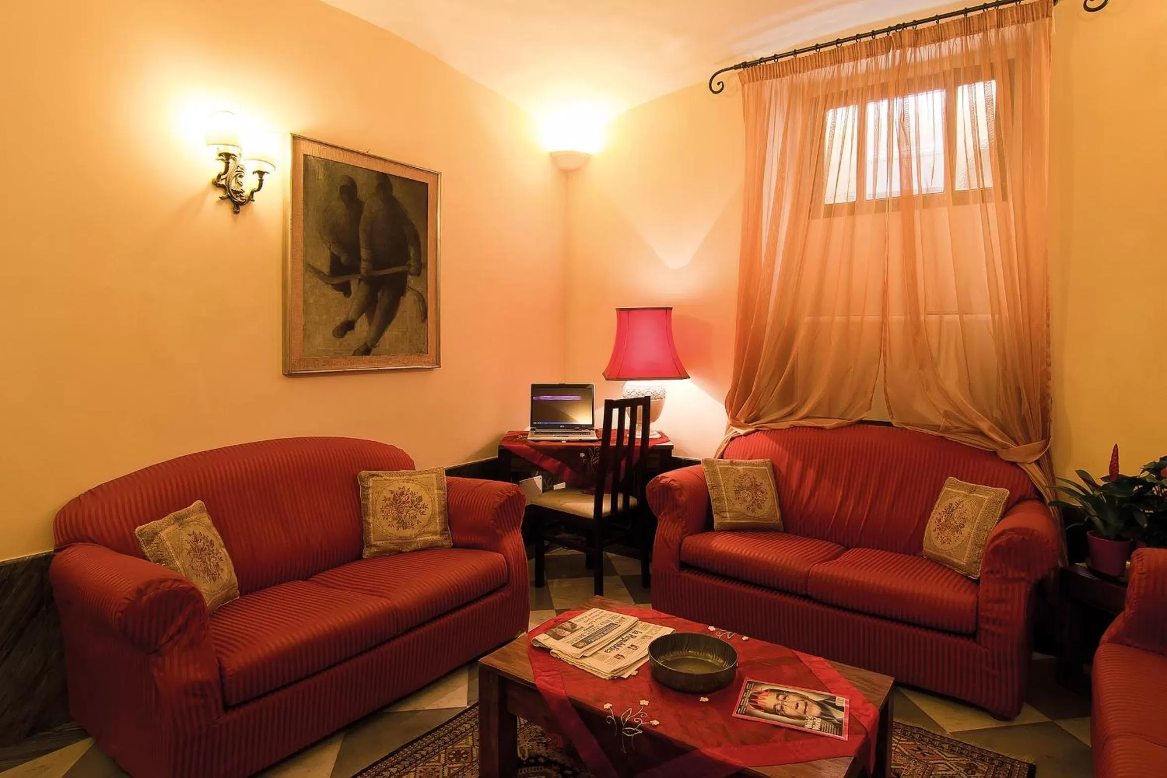 Communal lounge/ TV room in Hotel Novecento