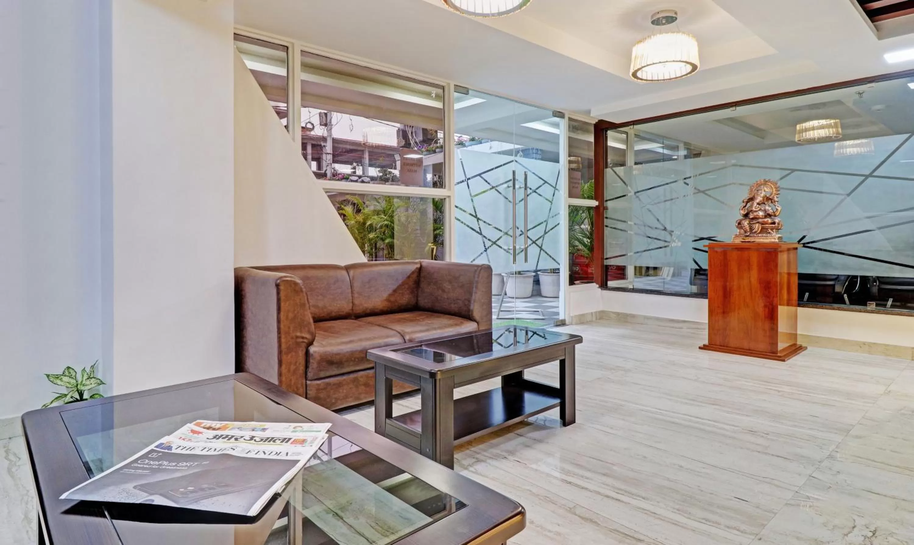 Seating area in Treebo Kanopy Greens