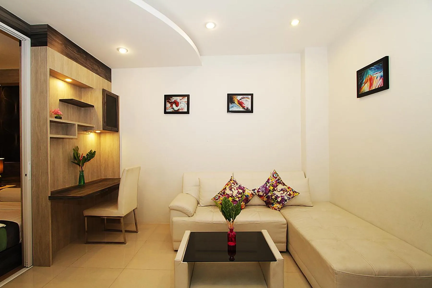 Photo of the whole room in The Contrast i Hotel