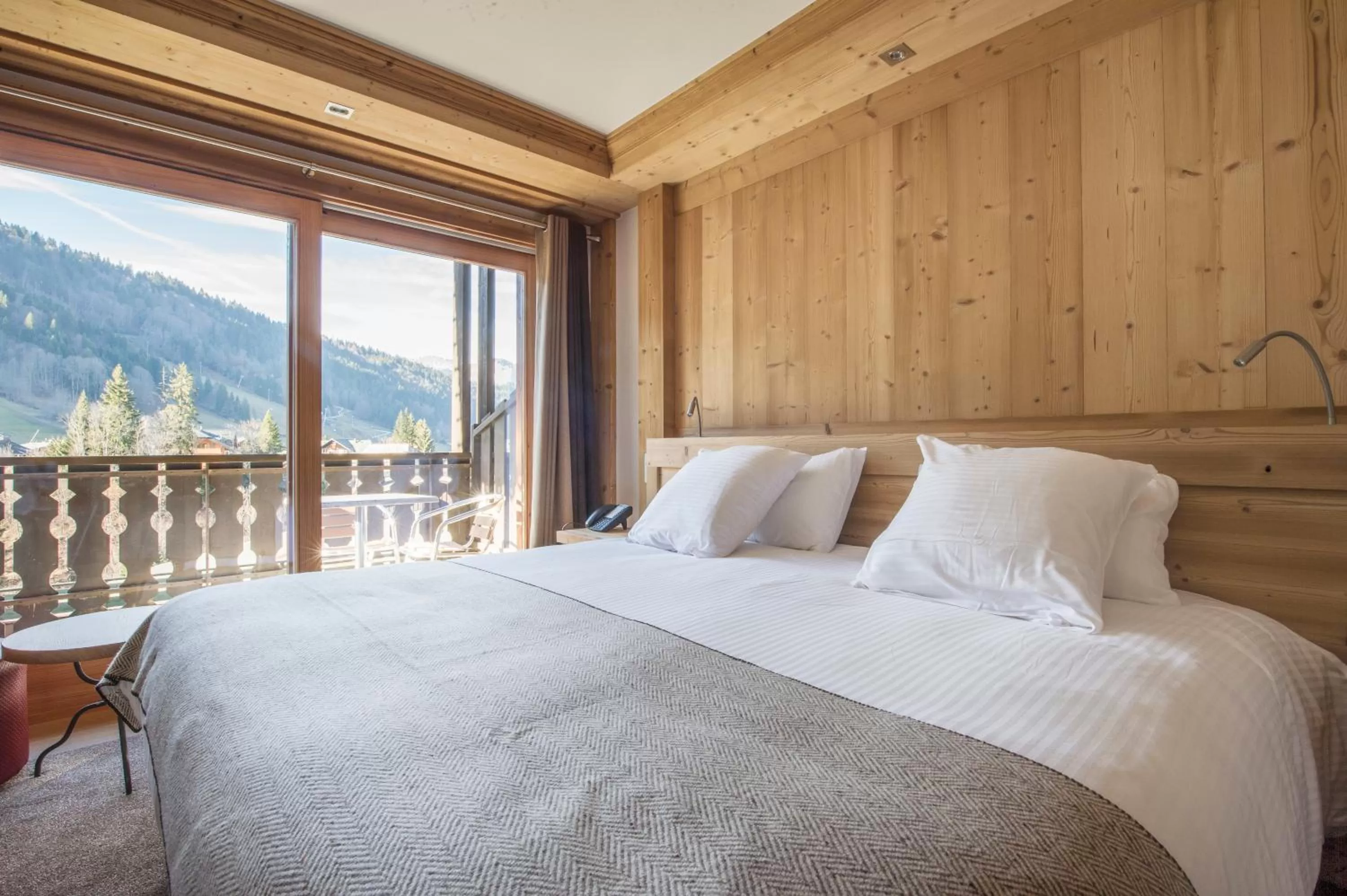 Bedroom, Bed in Hotel le Petit Dru