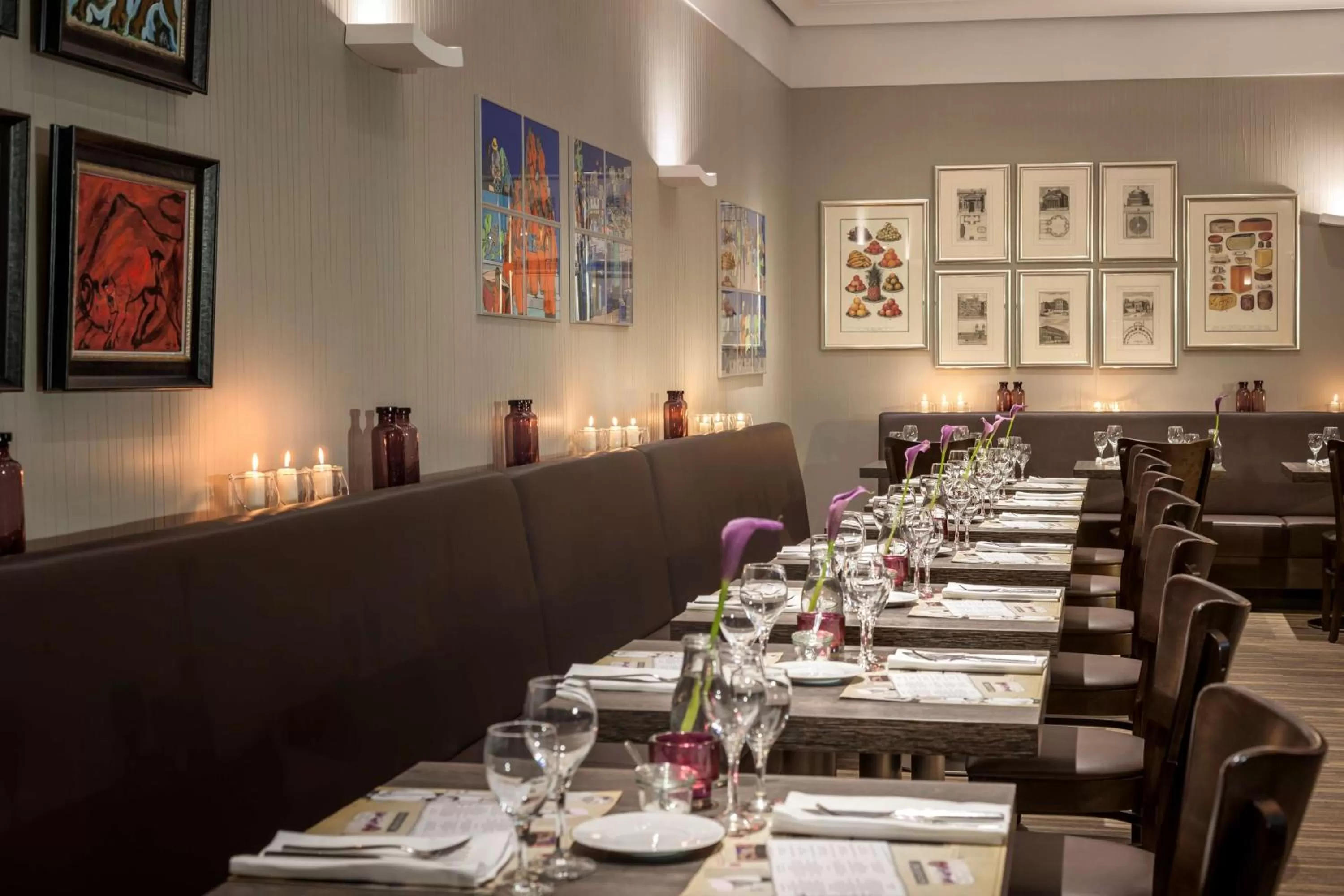 Restaurant/places to eat in Dorint Kongresshotel Düsseldorf/Neuss