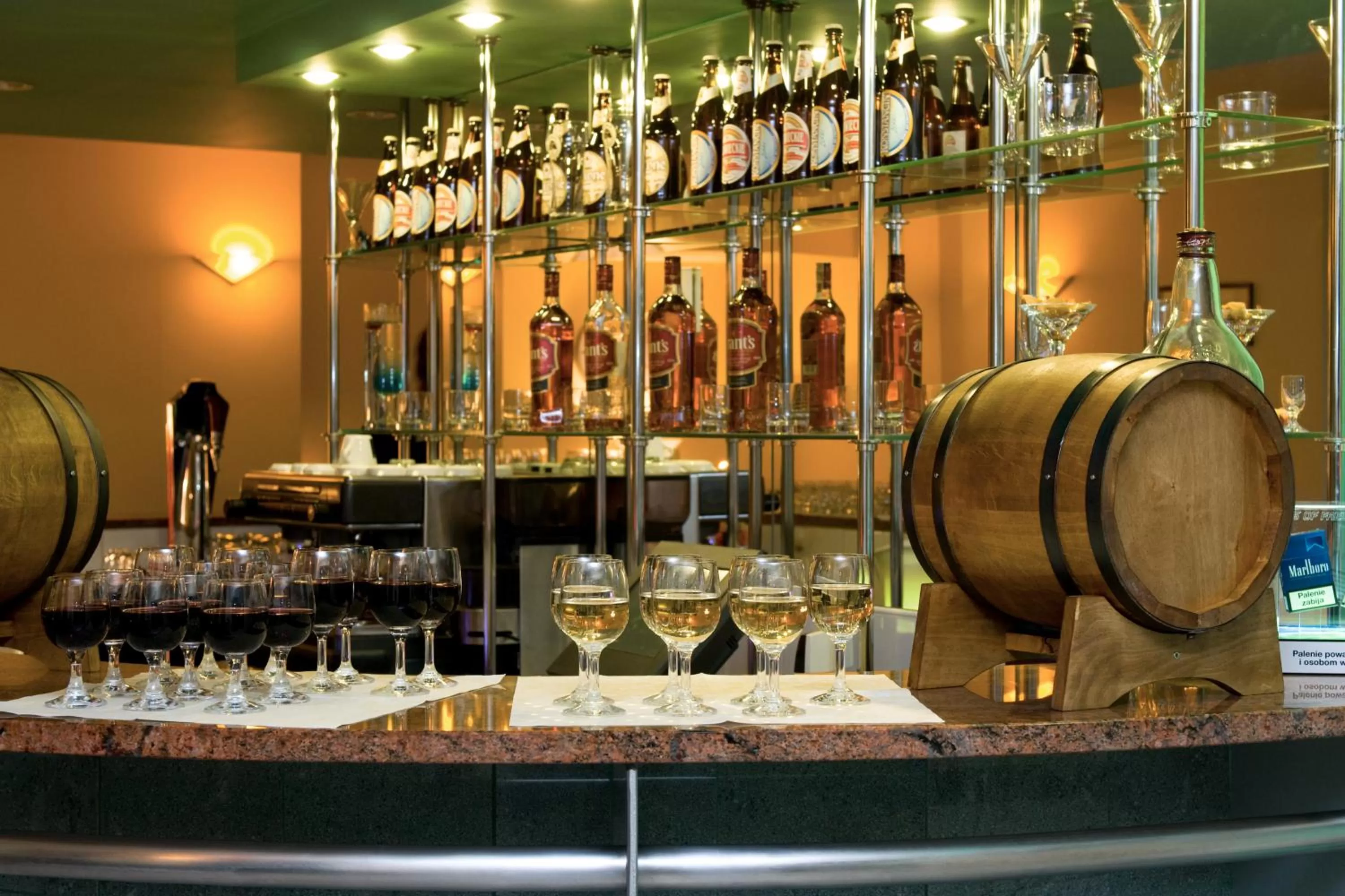 Restaurant/places to eat in Hotel Gromada Warszawa Centrum