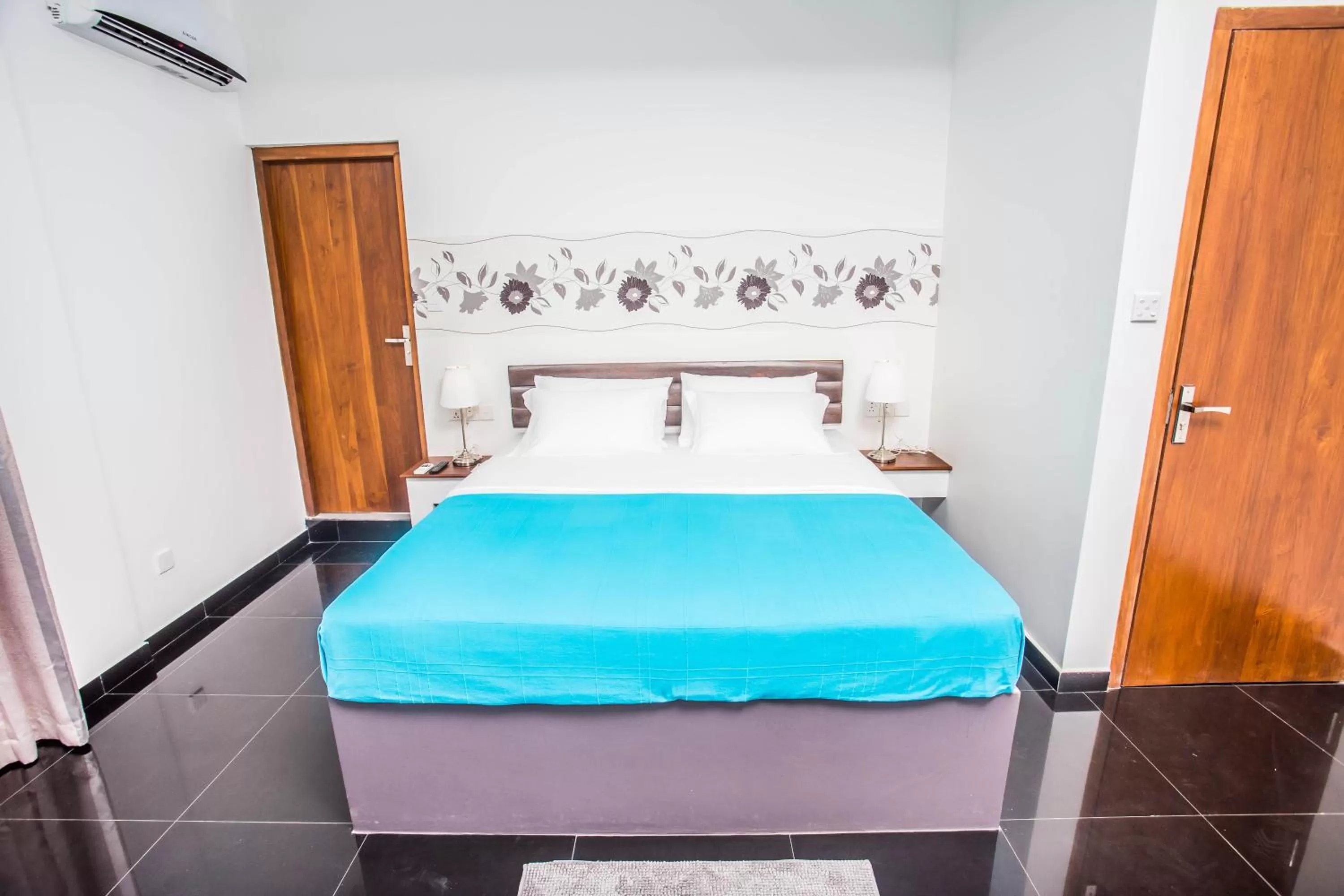 Bed in LakRaj Heritage