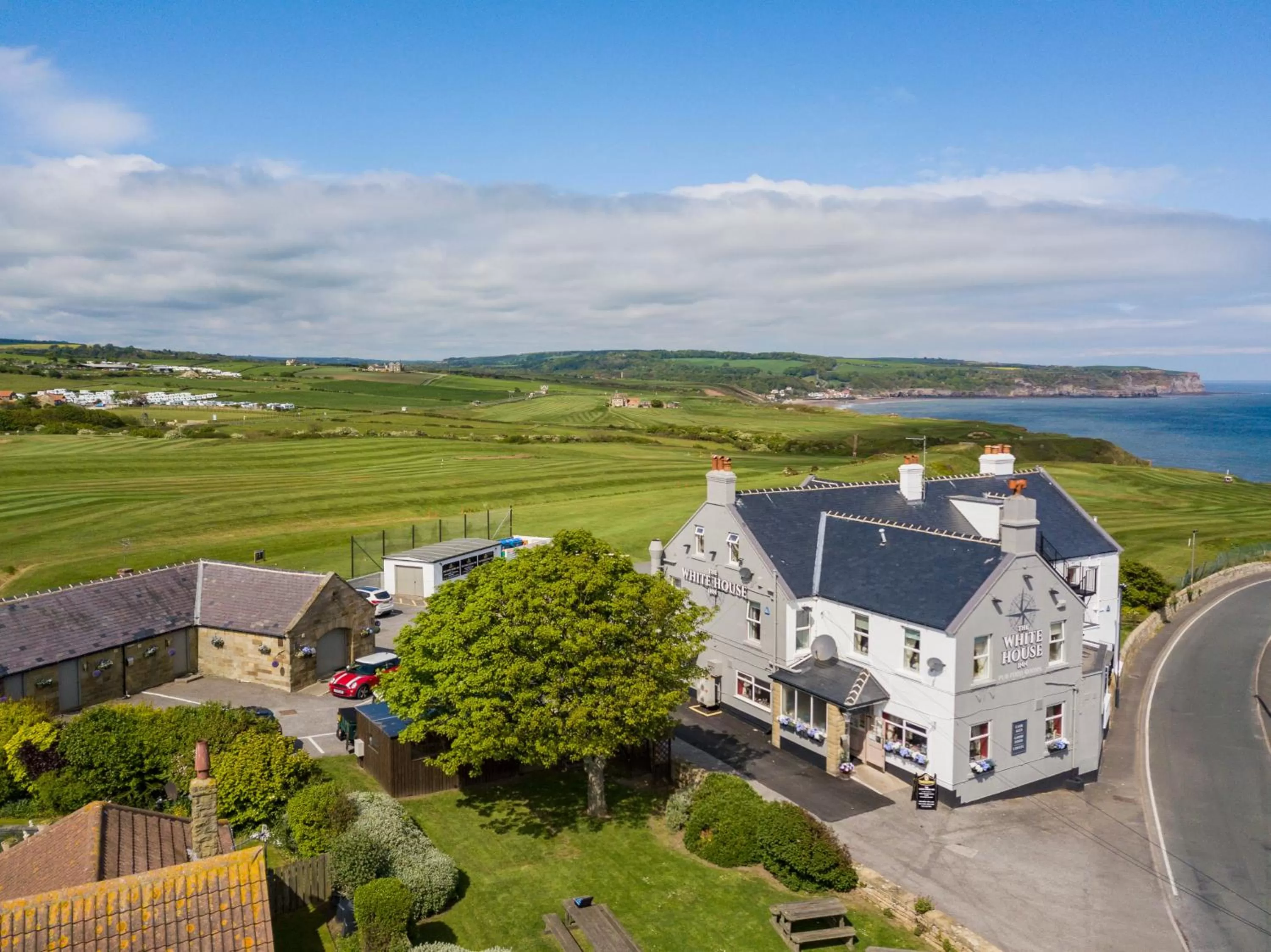 Bird's eye view, Bird's-eye View in The White House Inn - Whitby