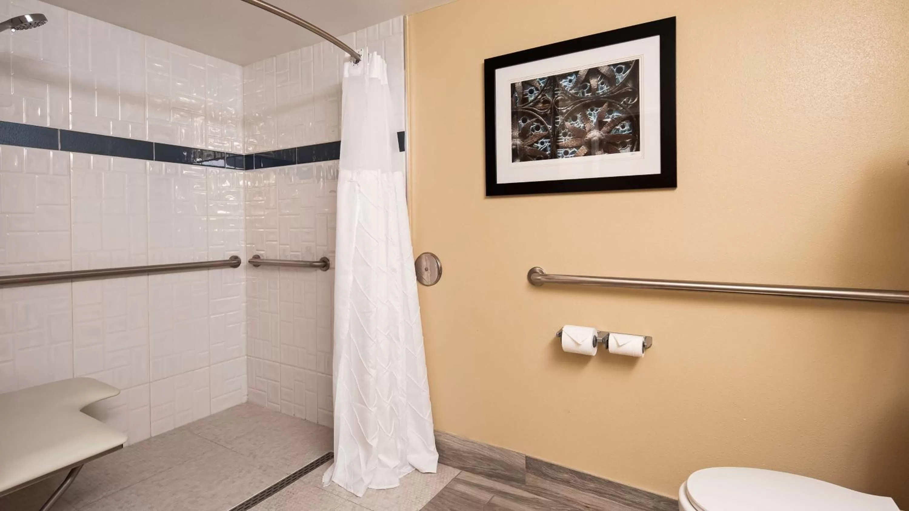 Bathroom in Best Western Plus - Anaheim Orange County Hotel