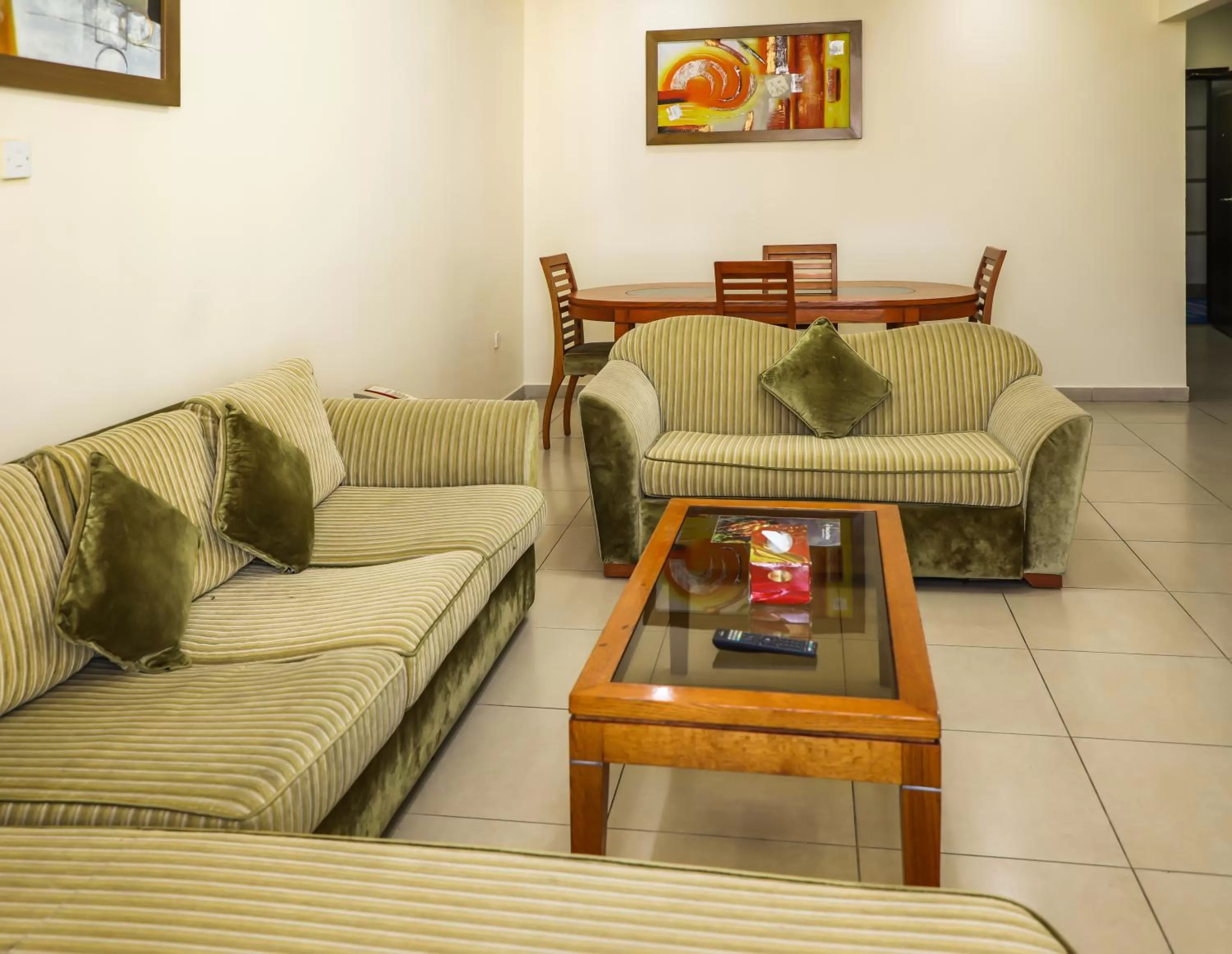 Living room in Wescott Plaza Hotel Apartments LLC Formerly West Zone Plaza Hotel Apts