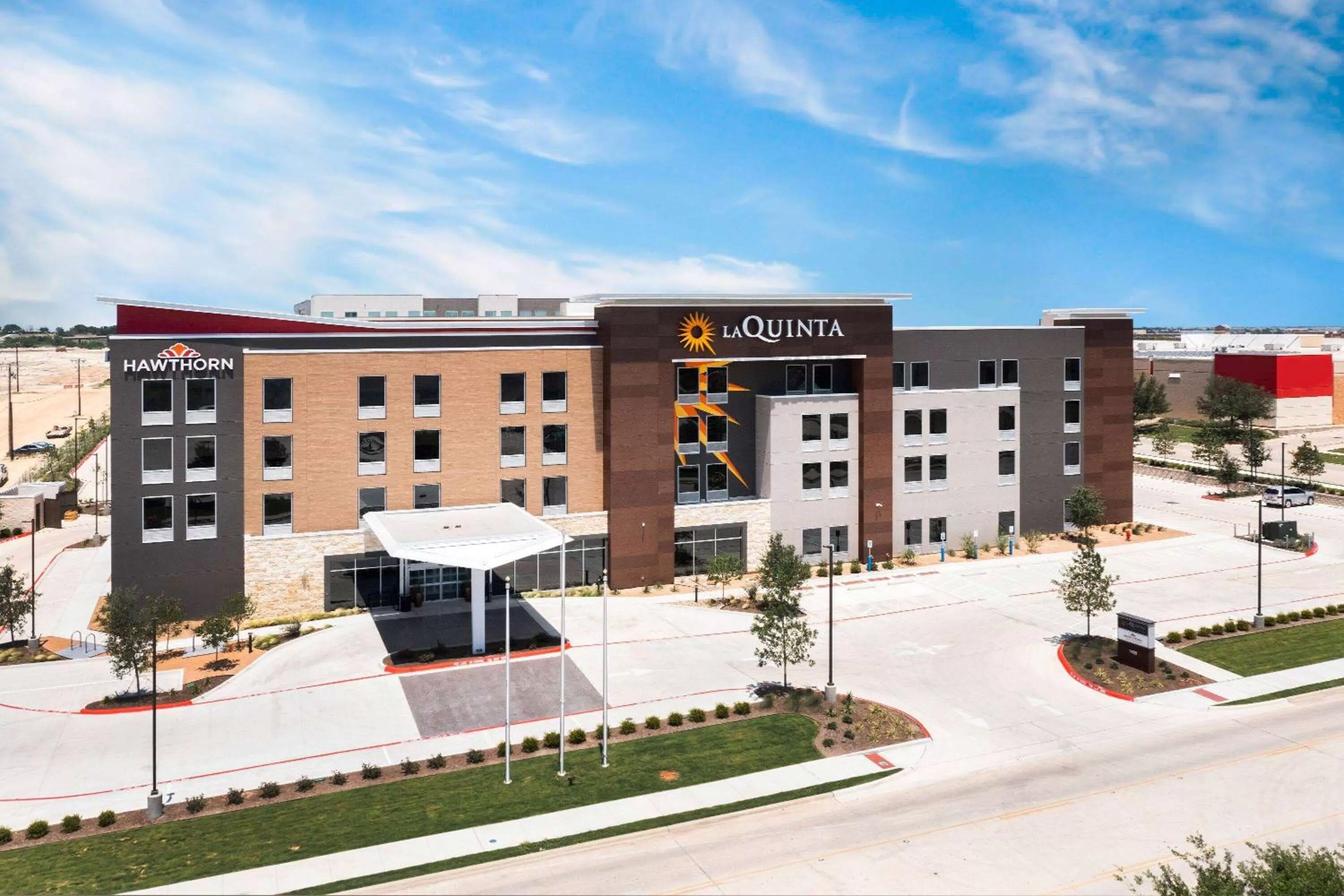 Property building in La Quinta Inn & Suites by Wyndham Pflugerville
