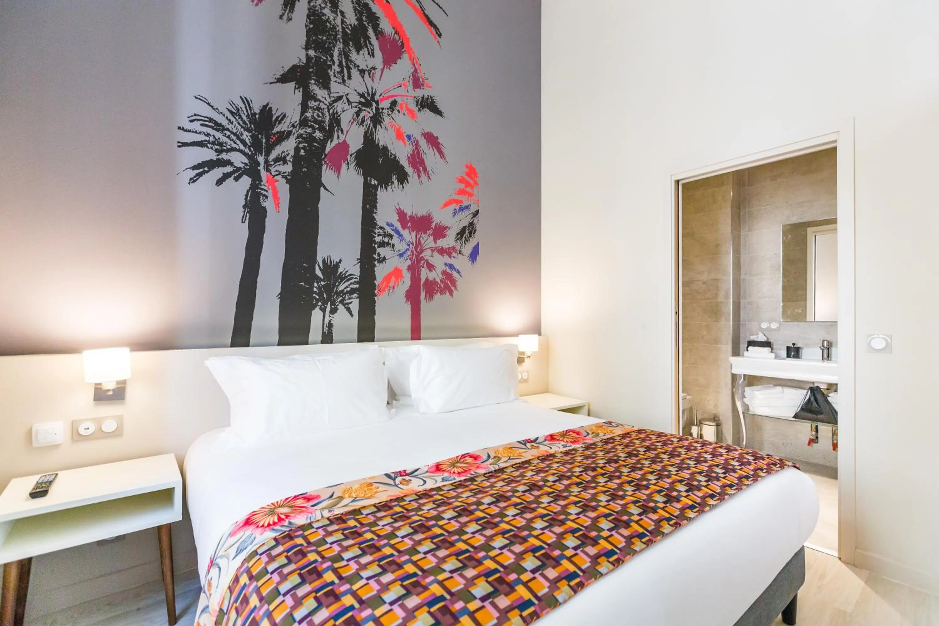 Bedroom, Bed in Palais Saleya Boutique Hôtel