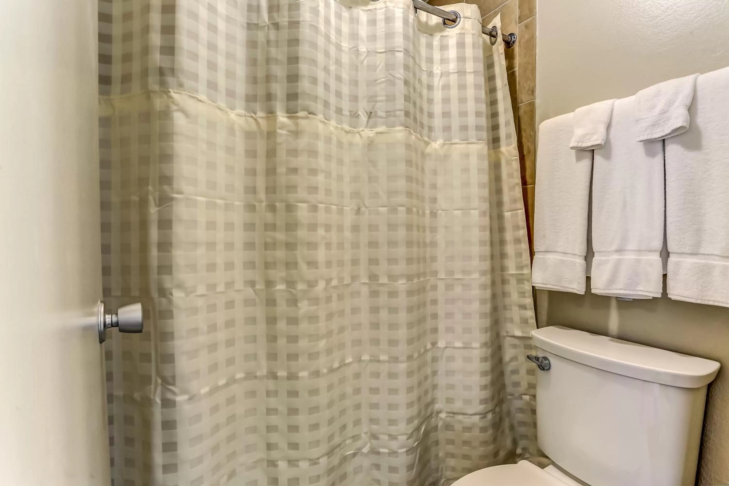 Shower in Beachside Motel - Amelia Island