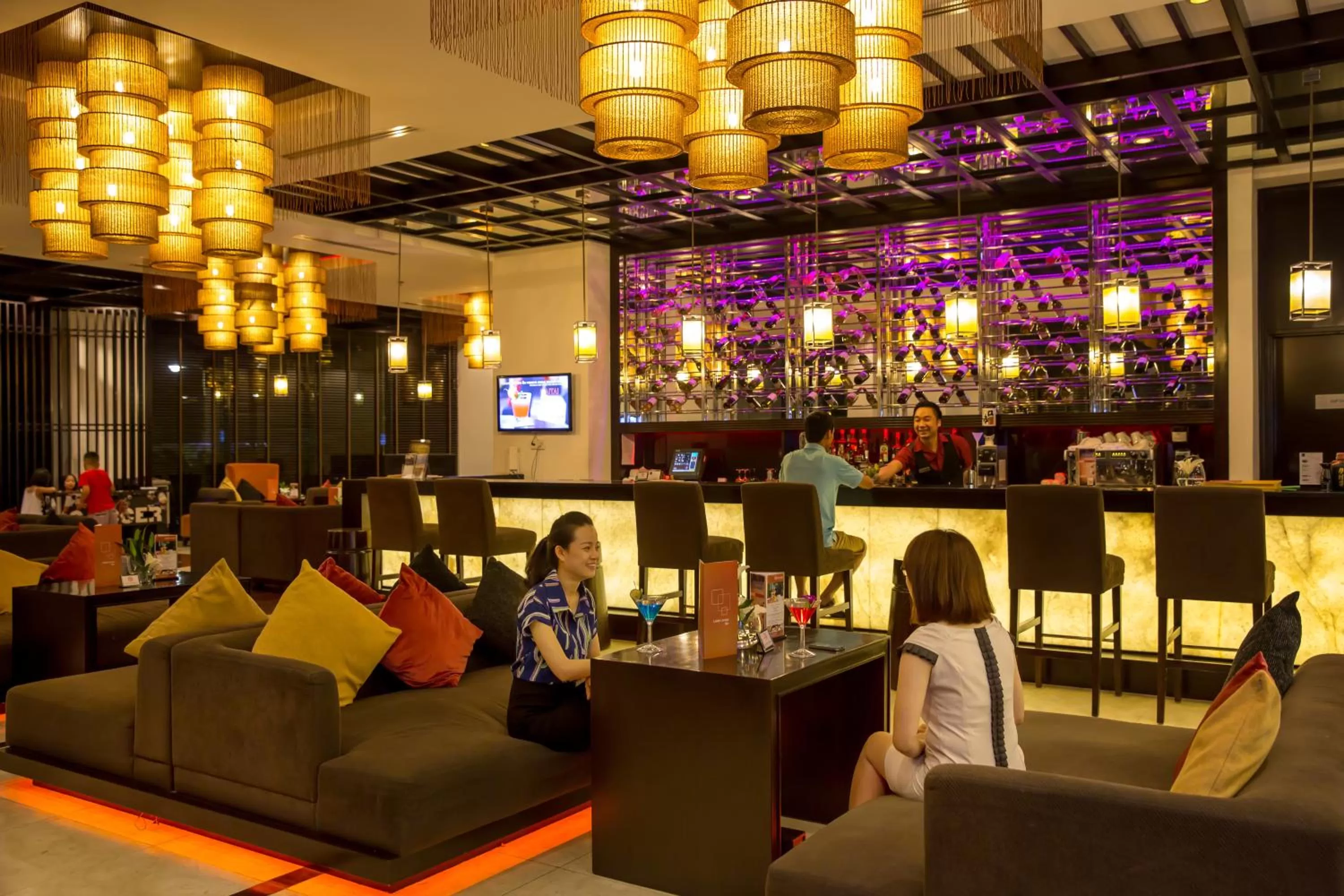 Lounge or bar in Novotel Ha Long Bay Hotel