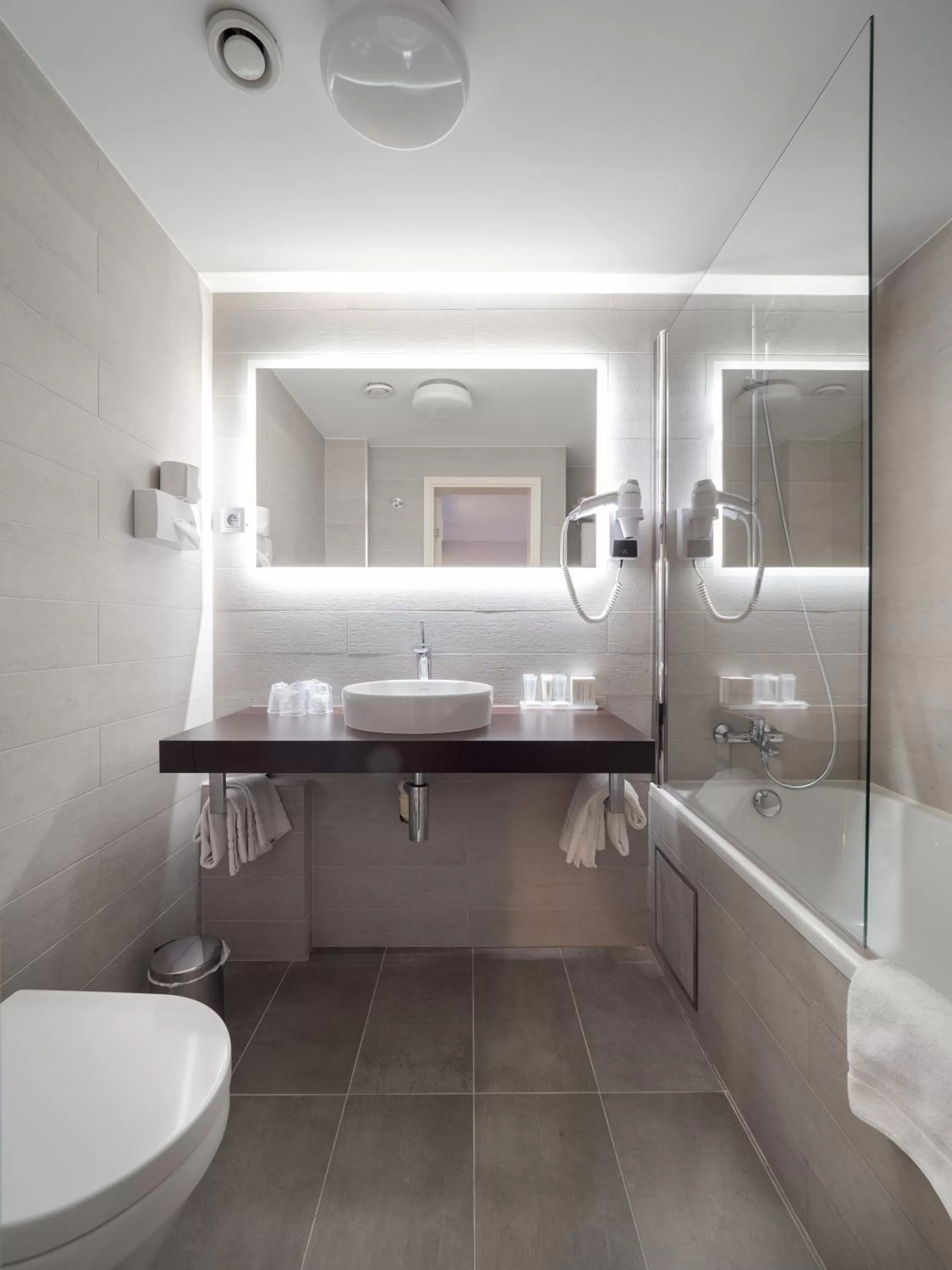 Shower in Hotel Best Western City Centre