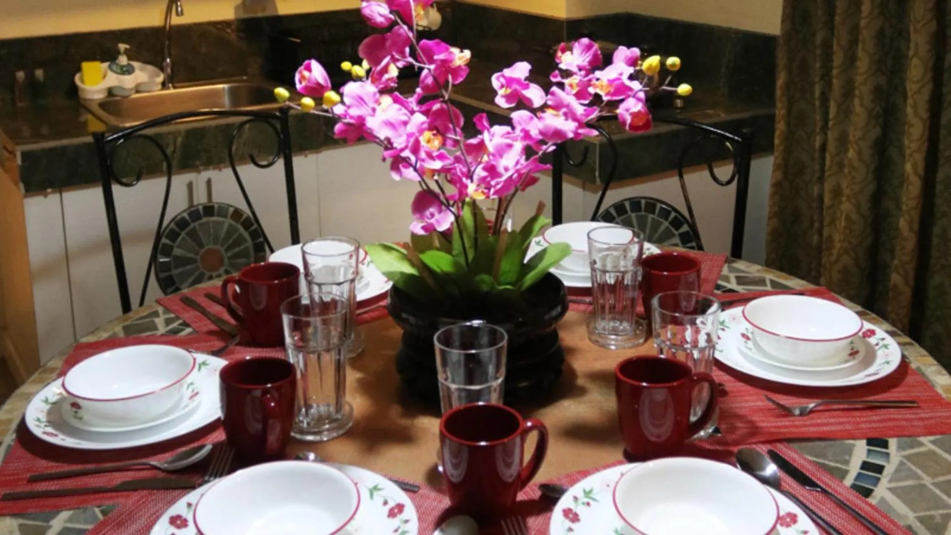 Dining area in 1775 Adriatico Suites