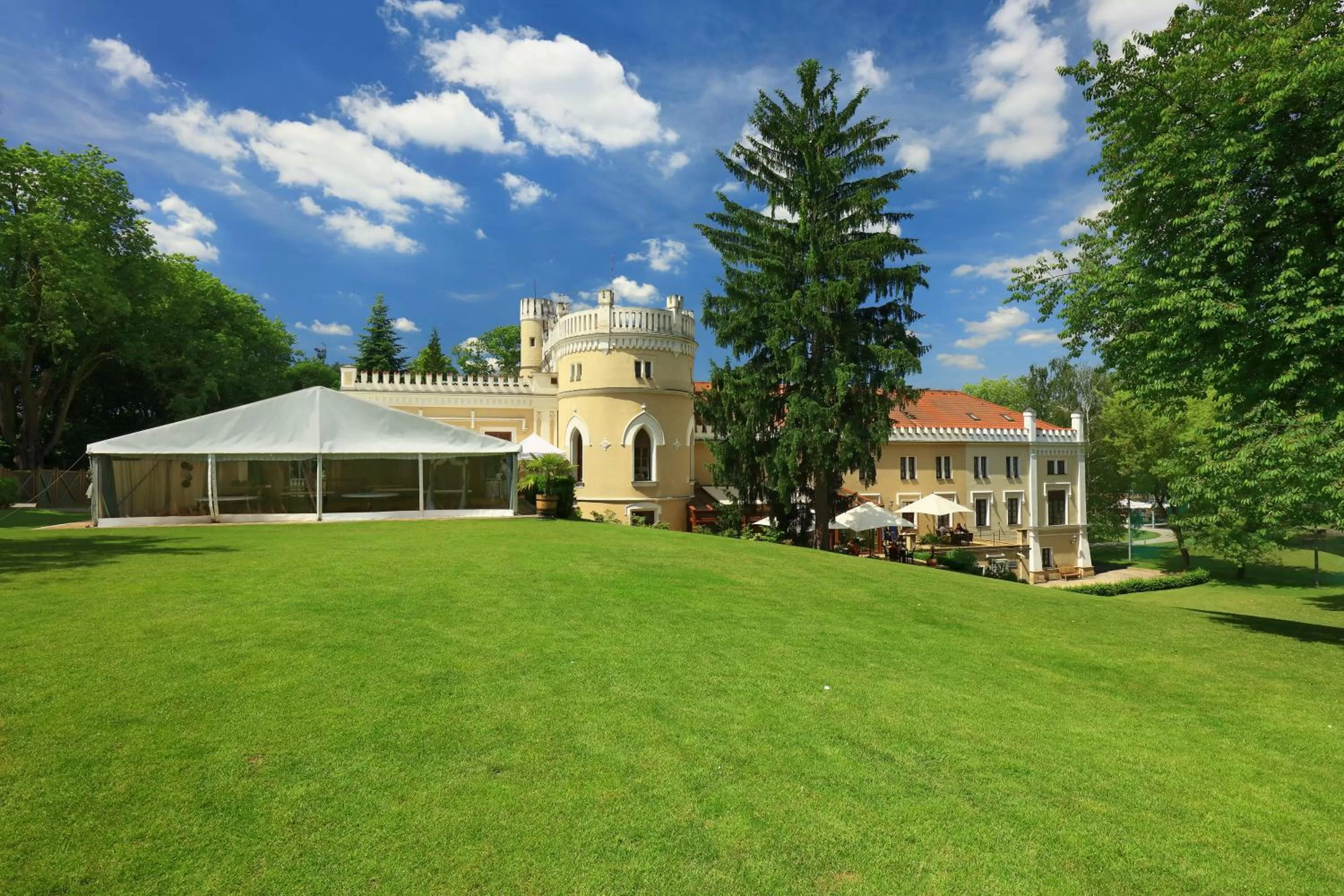 Off site in Chateau St. Havel - Wellness Hotel