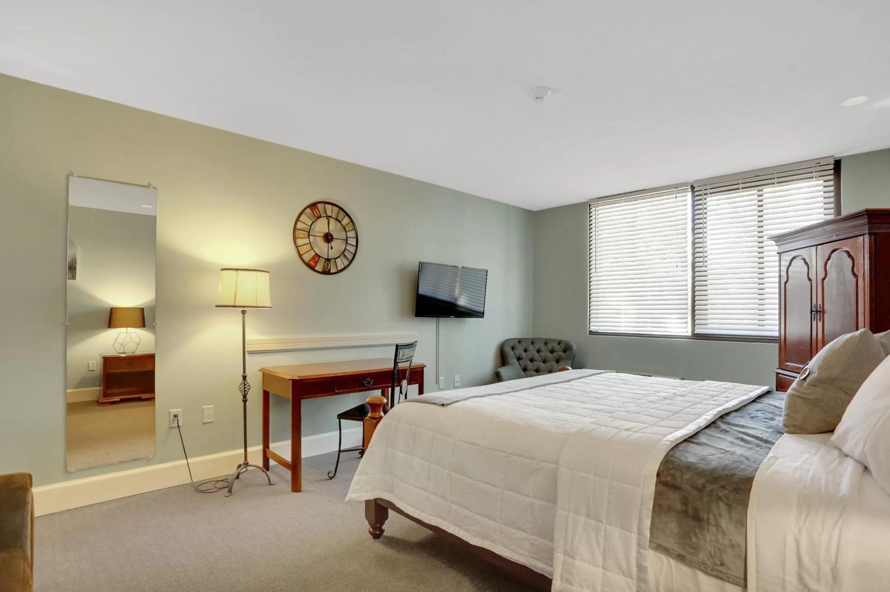 Bed in Allenberry Resort