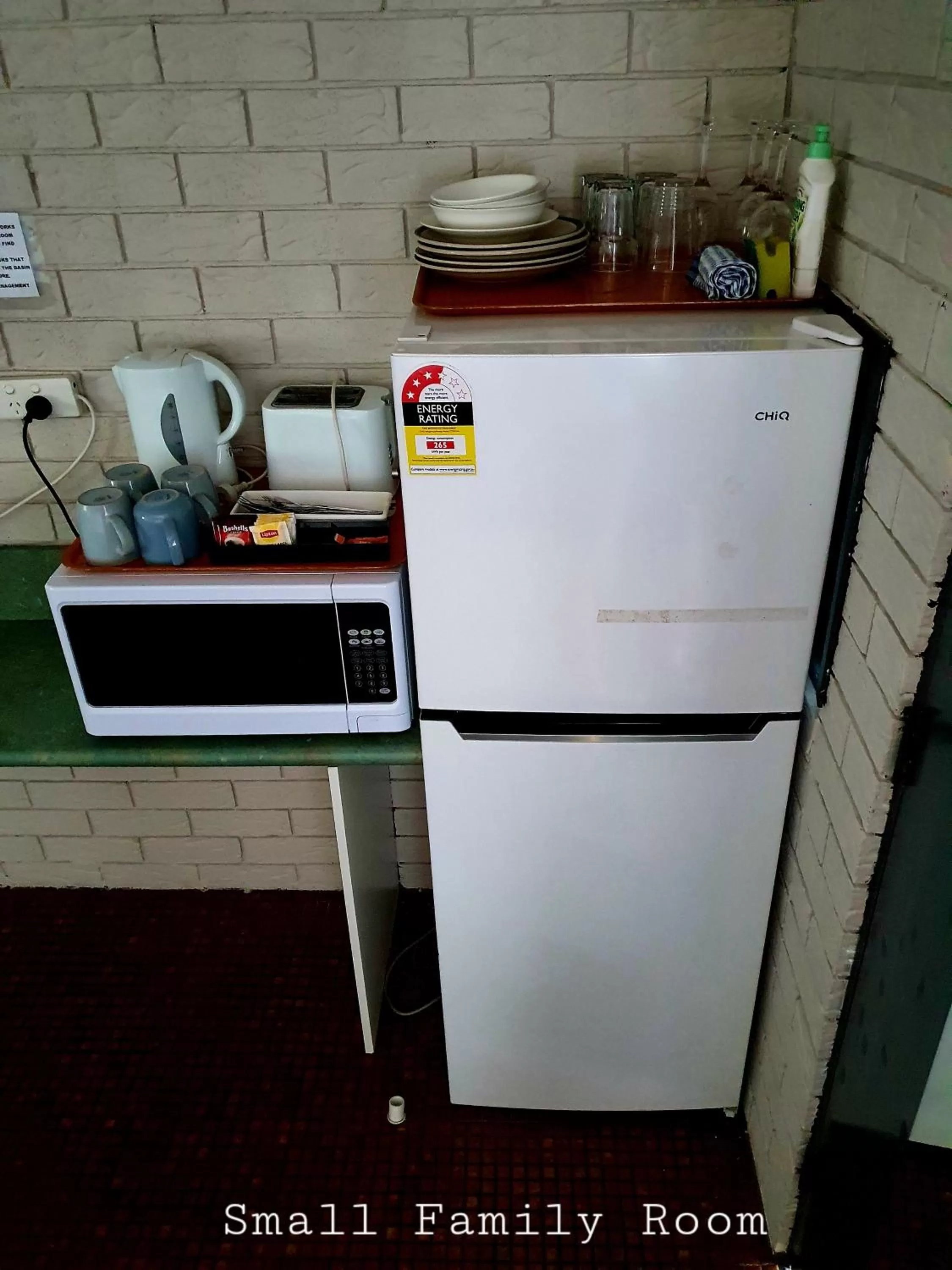 Bedroom in City Lights Motel