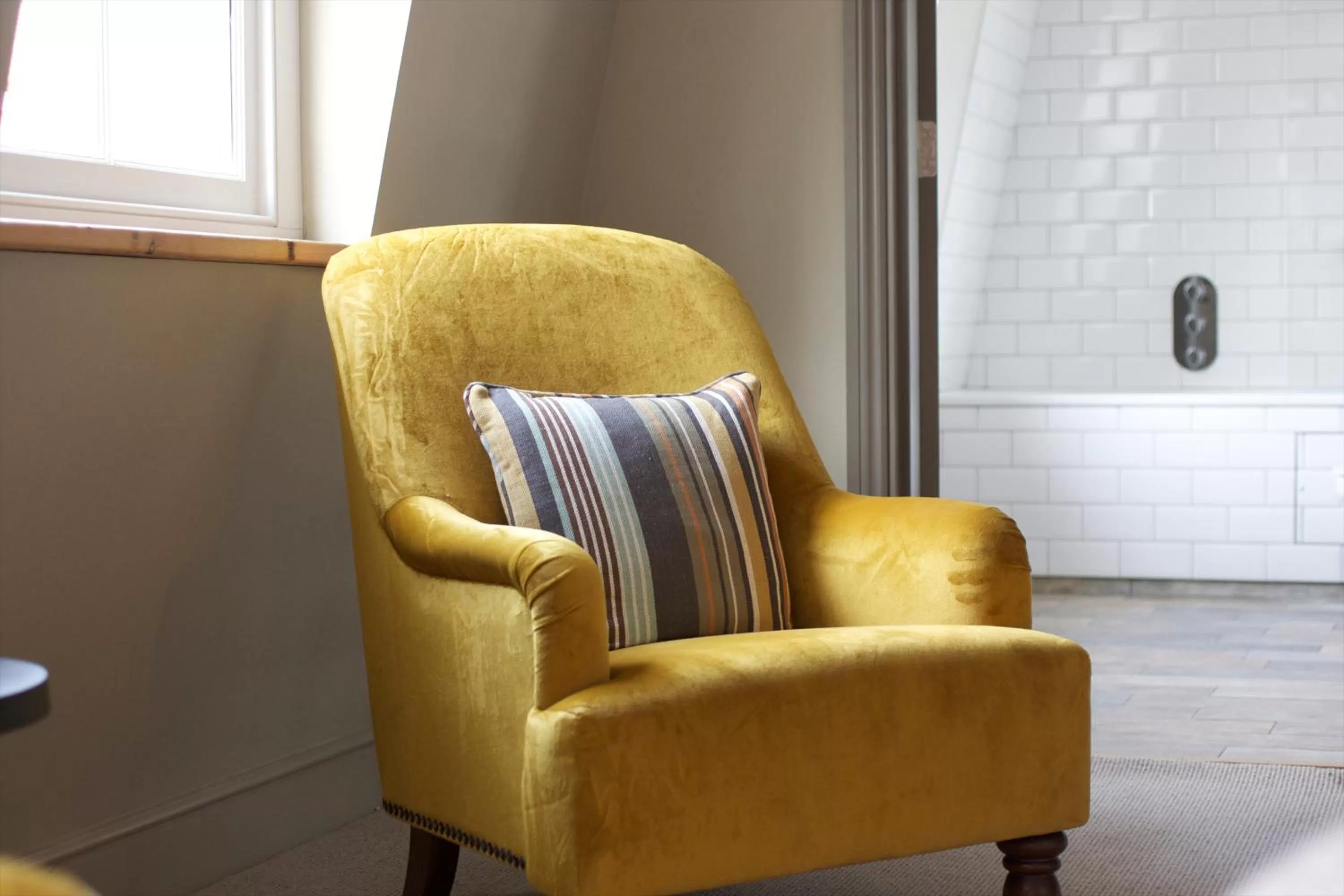 Seating area in Kings Head