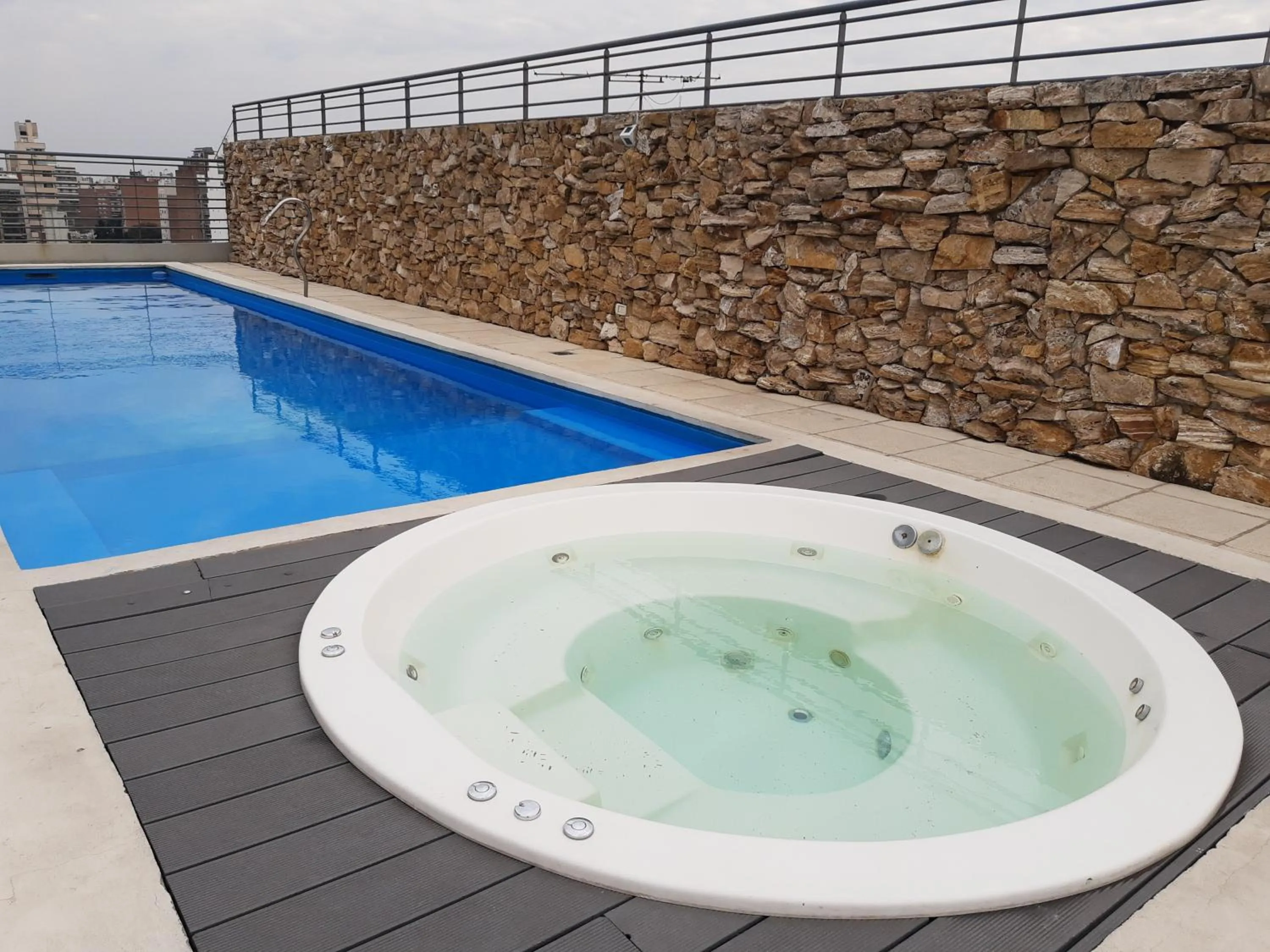 Hot Tub in Hotel Howard Johnson Rosario