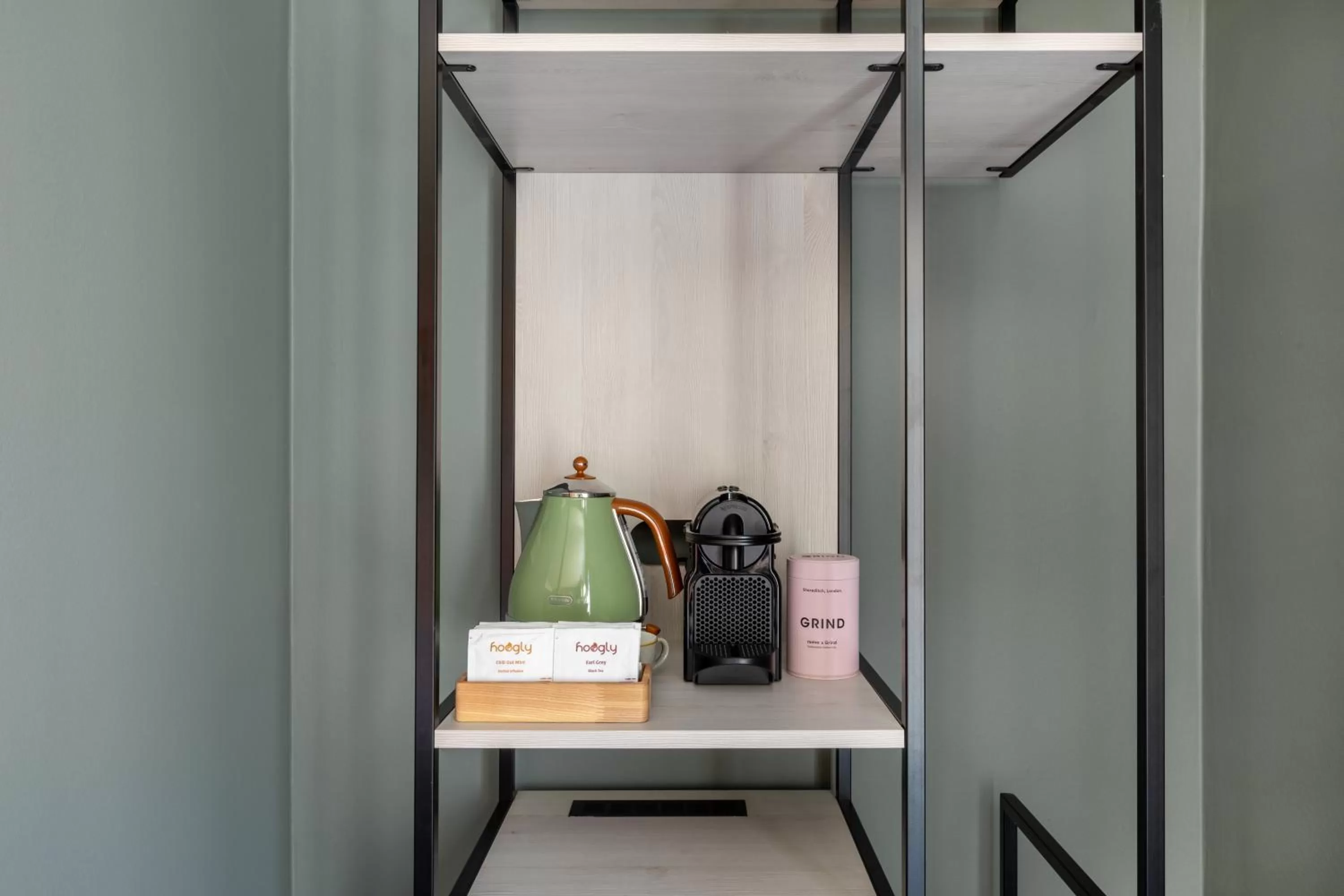 Coffee/tea facilities in Numa Berlin Boxer