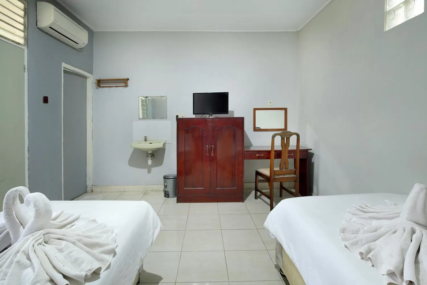 Guests, Bed in Negara Hotel - CHSE Certified