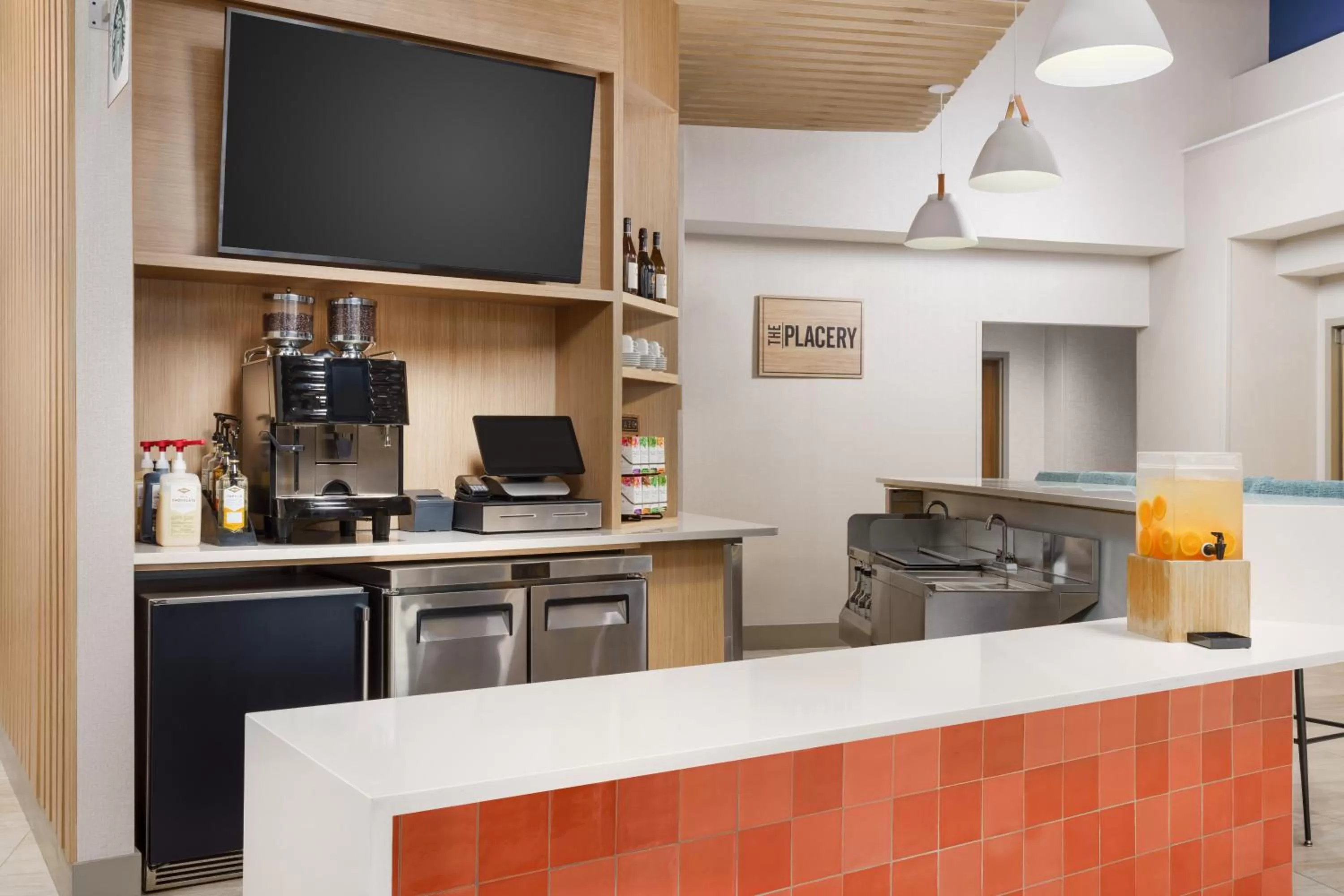 Restaurant/places to eat in Hyatt Place across from Universal Orlando Resort