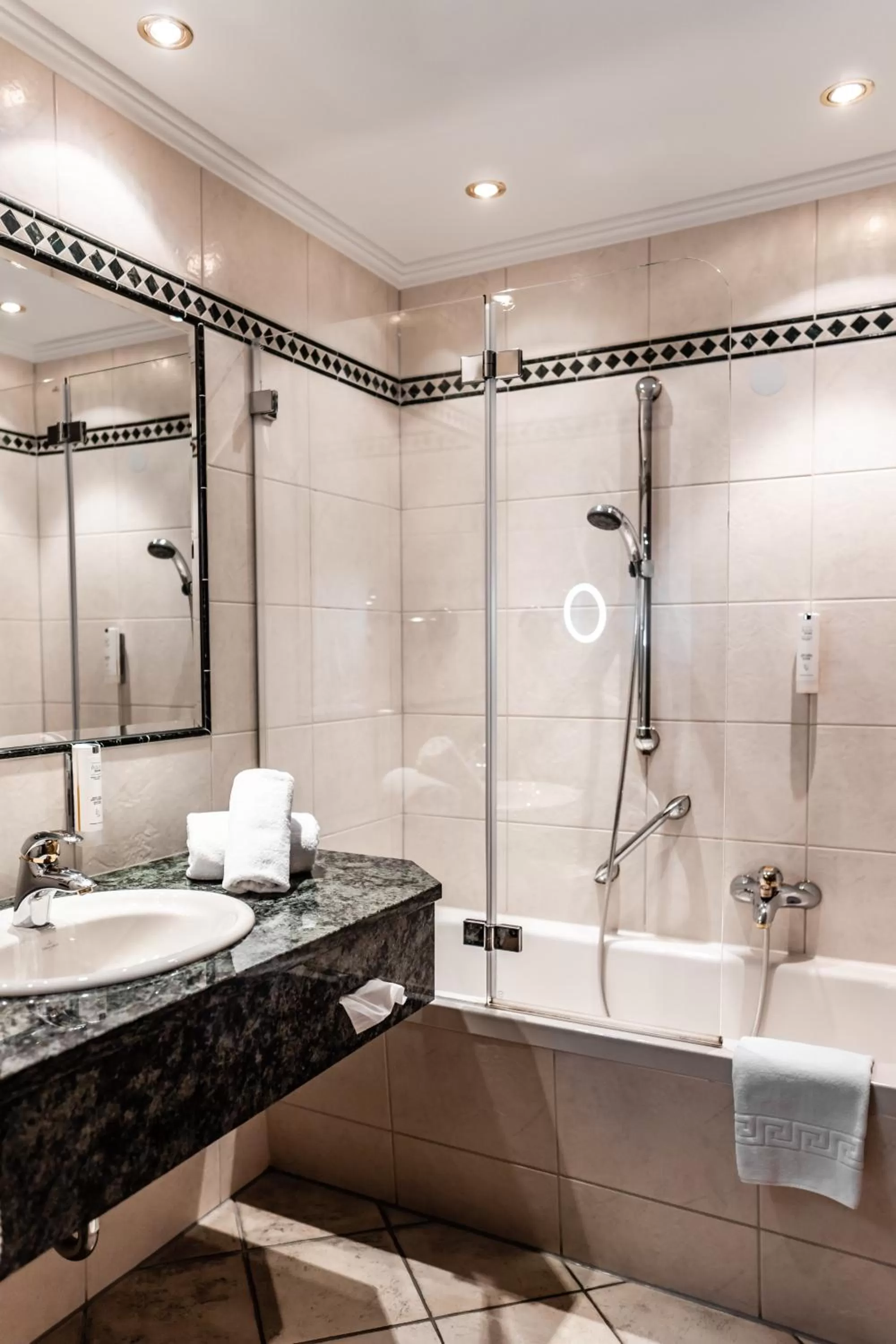 Bathroom in Hotel Hubertushof