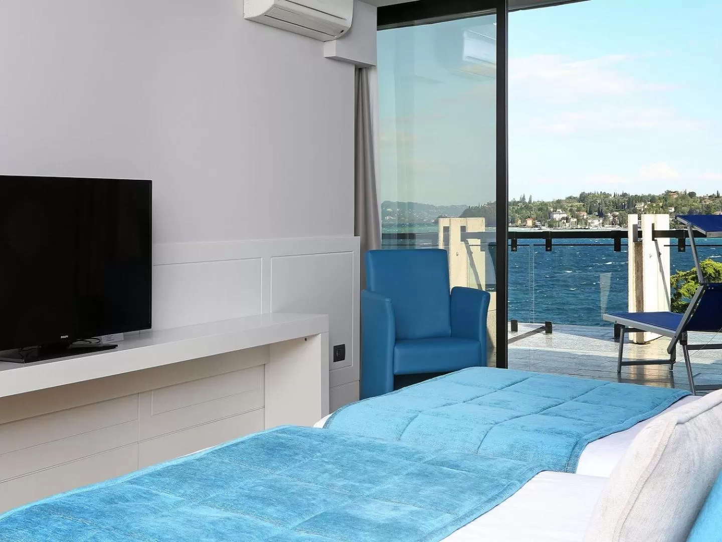 Bed in Hotel Salò du Parc