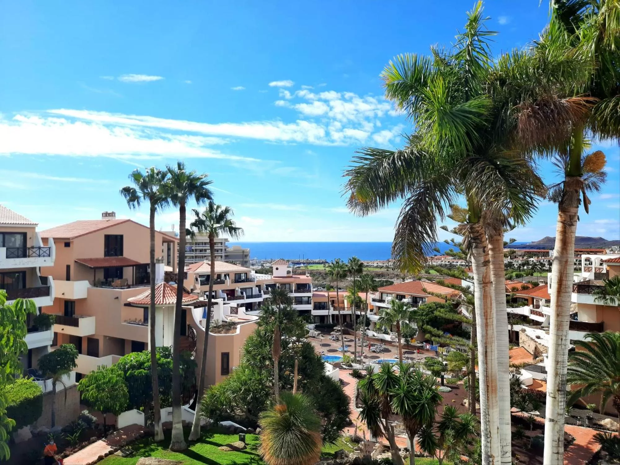 Sea view in Sunshine Apartments