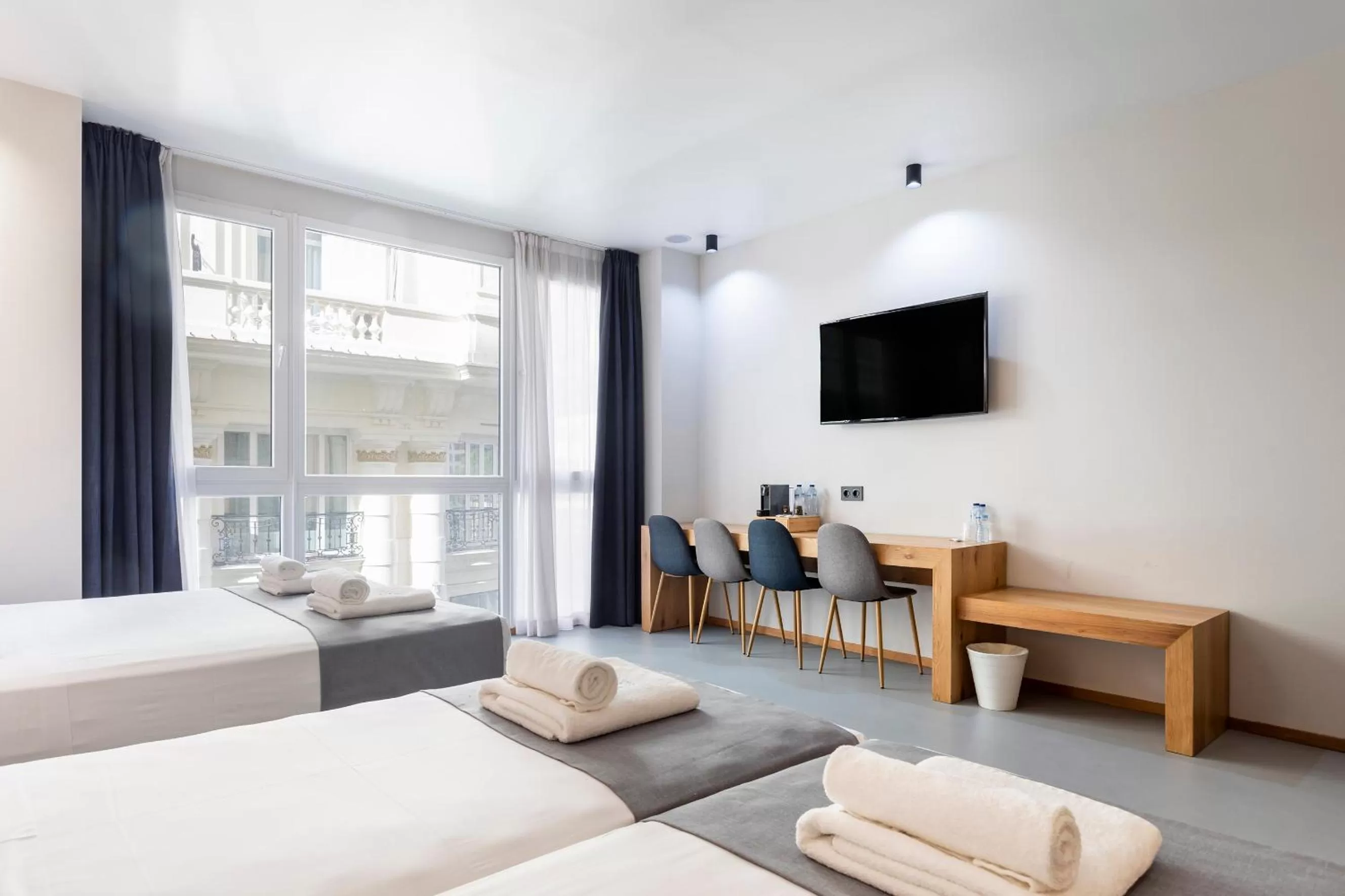 Bedroom, Bed in NALU Valencia Boutique Rooms