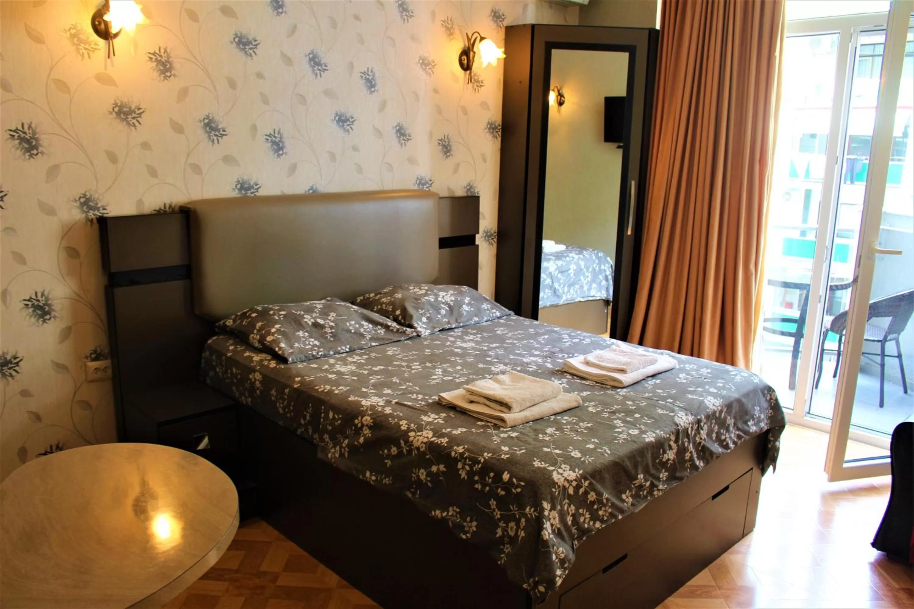 Bed in Orbi Lux Apartment