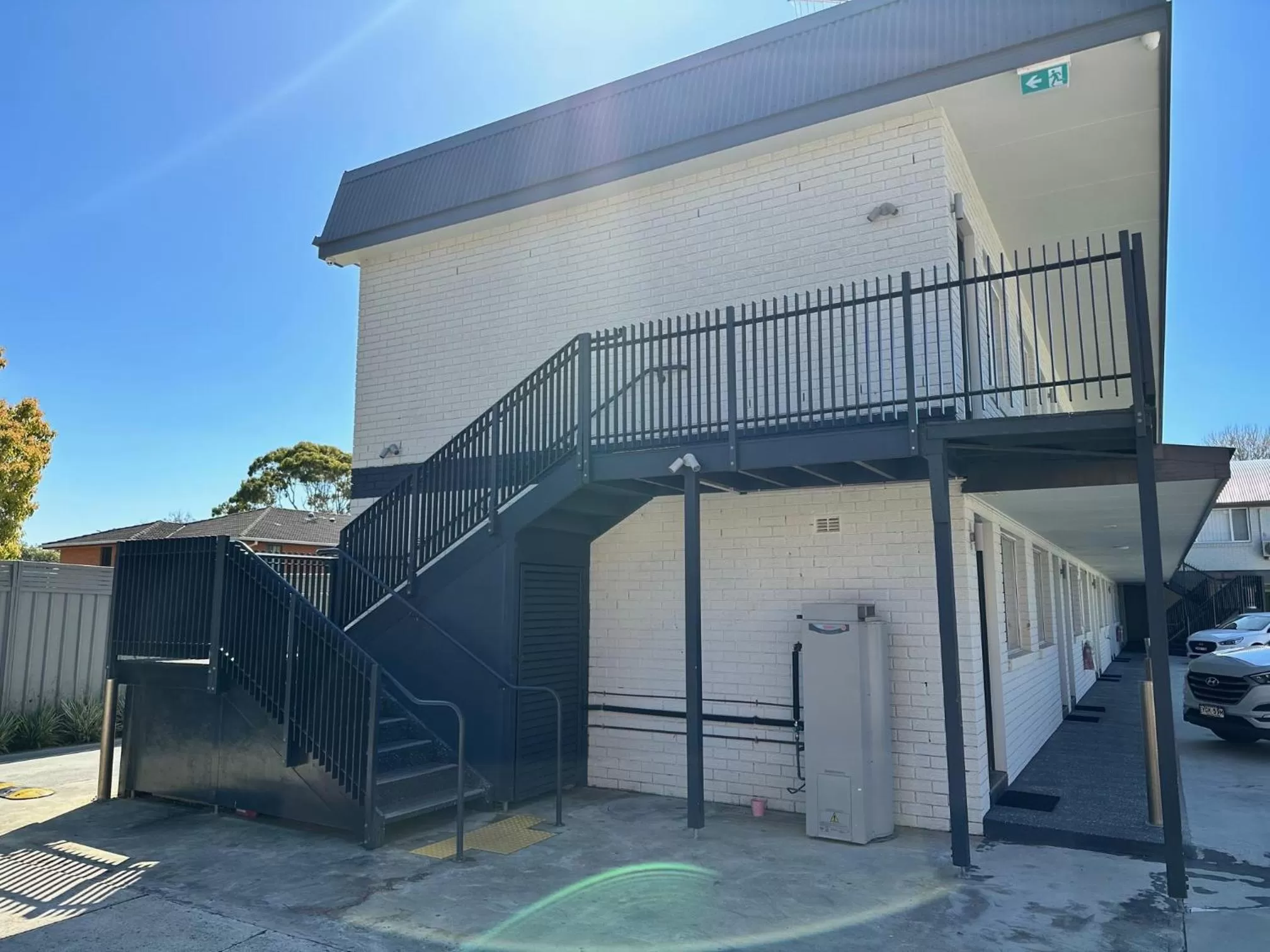 Property building in Surf Beach Motel Port