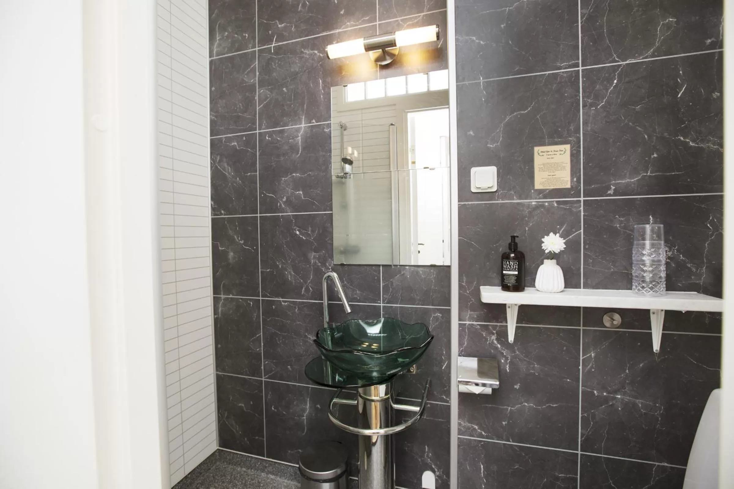 Bathroom in Hotell Breda Blick