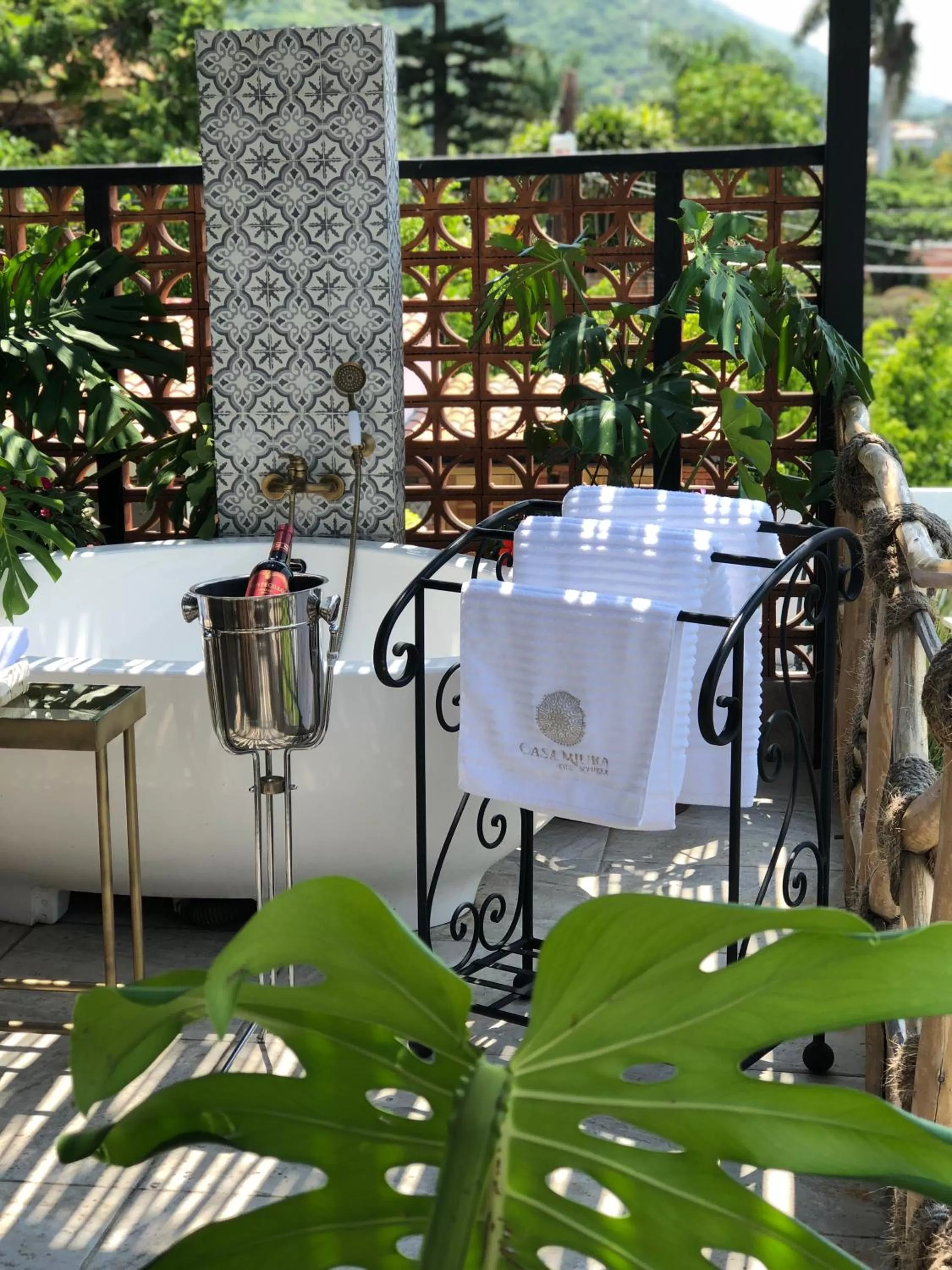 Bath in Casa Miura Hotel Boutique