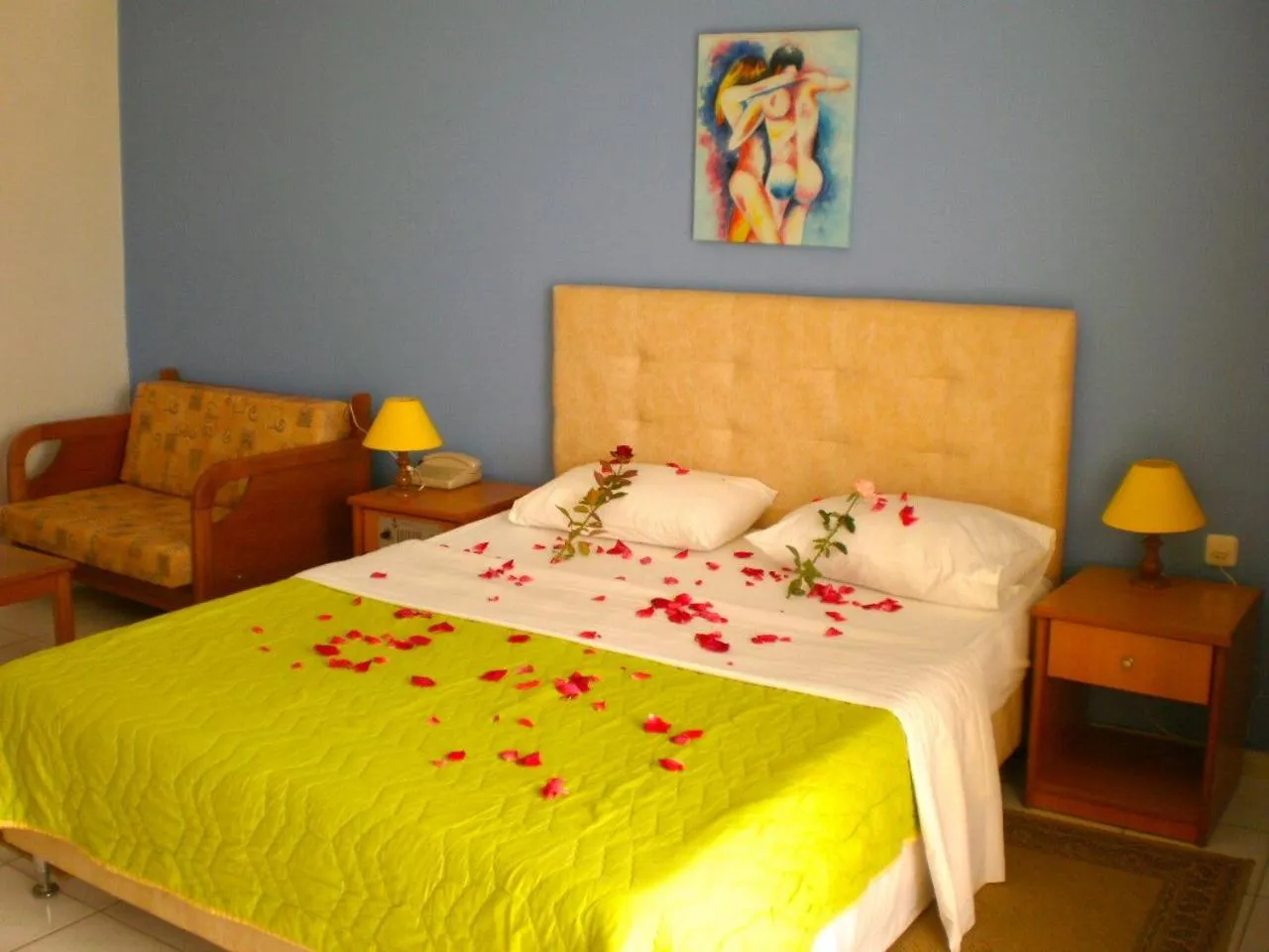 Photo of the whole room in Hotel Oasis