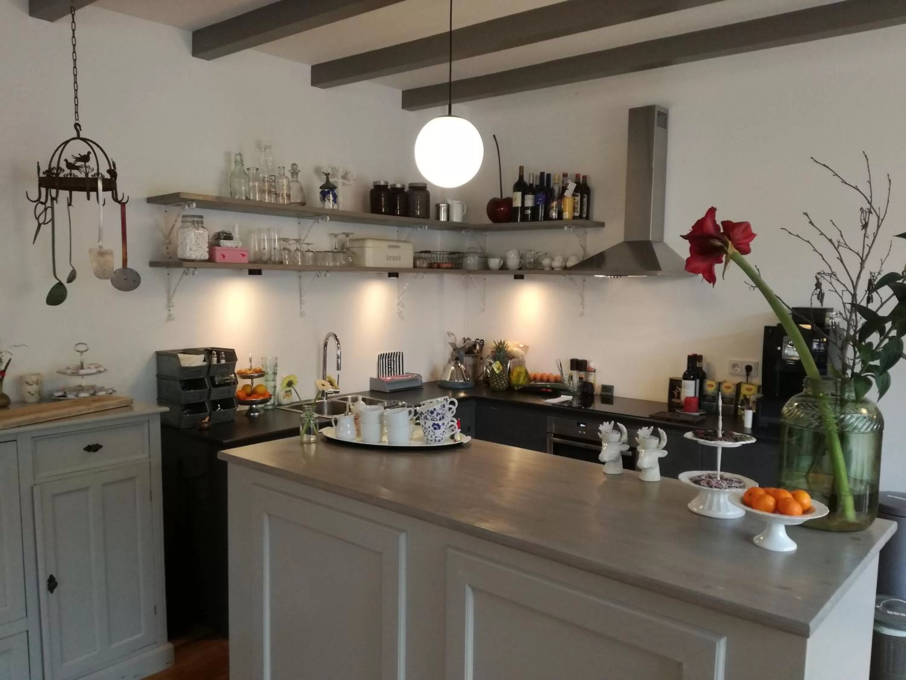 Breakfast, Kitchen/Kitchenette in Bergen1928